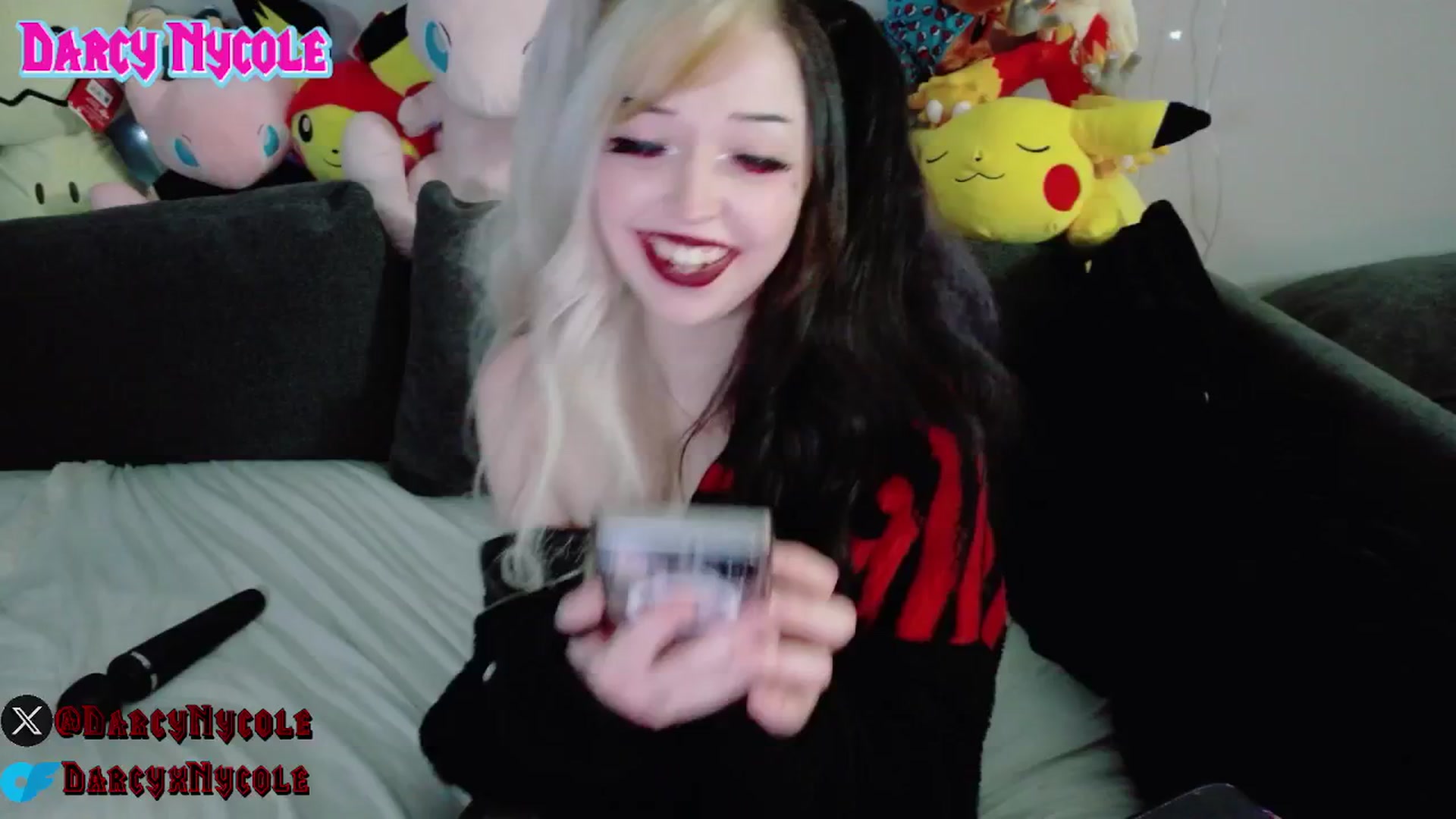 Gallery image thumbnail from DarcyNycole's myfreecams stream on, 04/01/2026, 08:37 image 15 of 20
