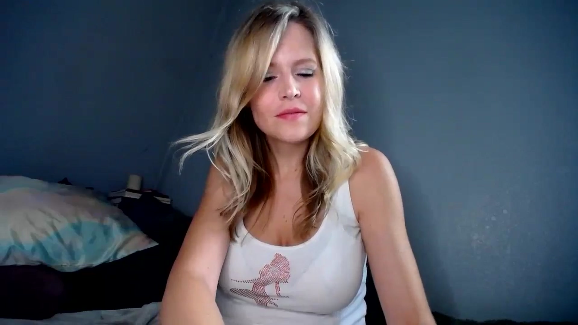 Gallery image thumbnail from DarcyTyler66's myfreecams stream on, 07/14/2024, 20:57 image 10 of 20