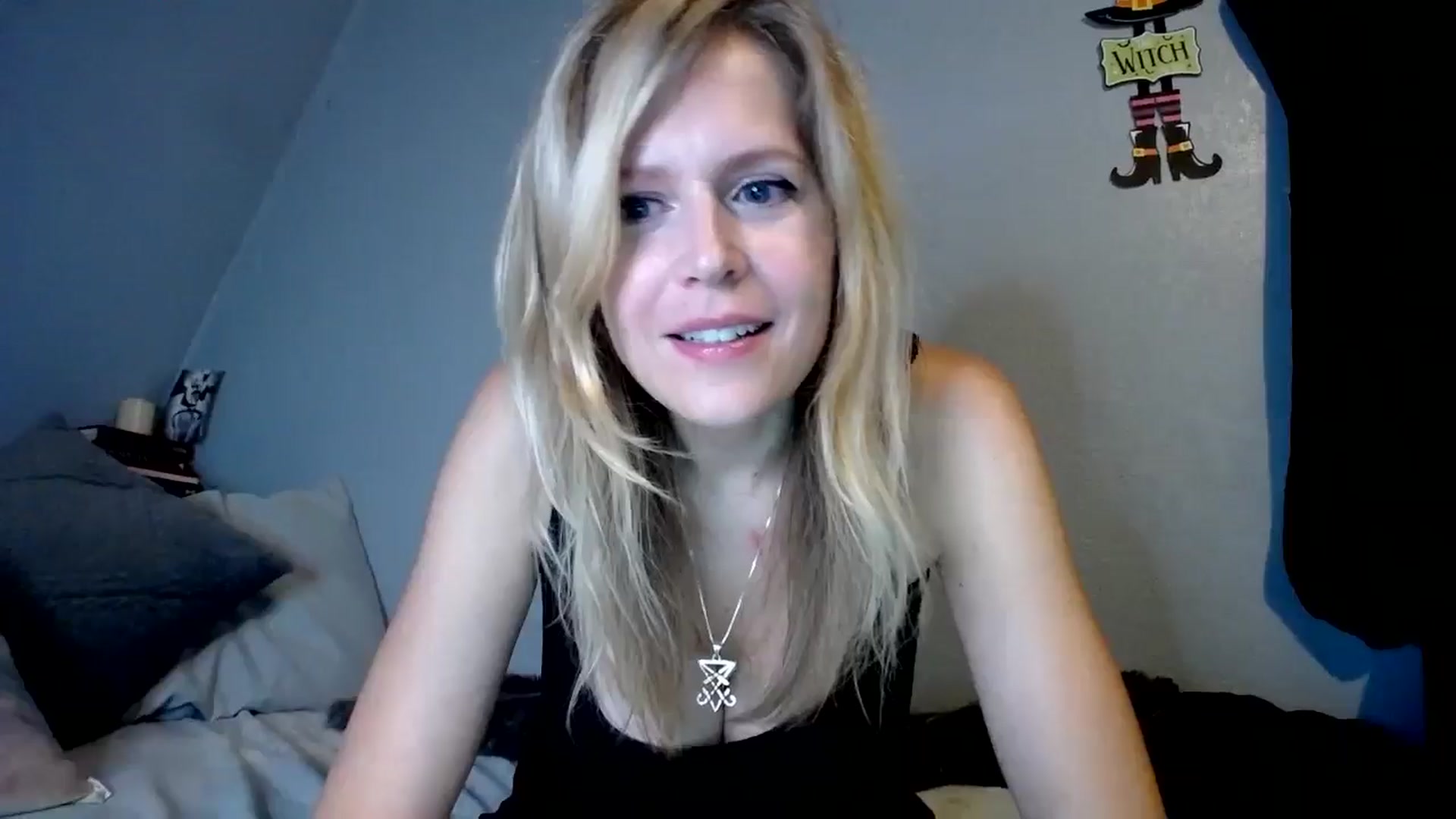 Gallery image thumbnail from DarcyTyler66's myfreecams stream on, 09/23/2024, 04:19 image 6 of 20