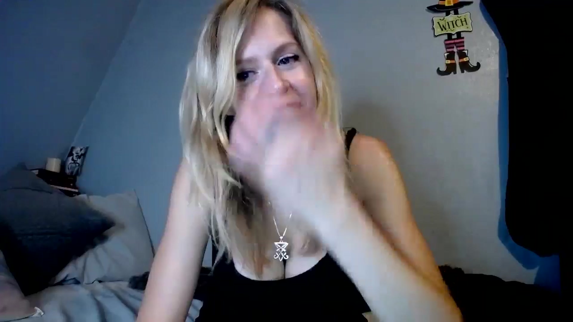 Gallery image thumbnail from DarcyTyler66's myfreecams stream on, 09/23/2024, 04:19 image 7 of 20