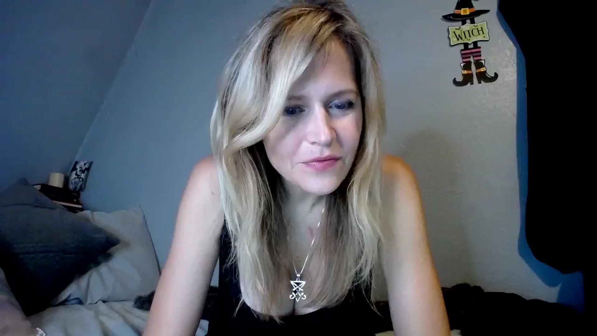 Gallery image thumbnail from DarcyTyler66's myfreecams stream on, 09/23/2024, 04:19 image 3 of 20