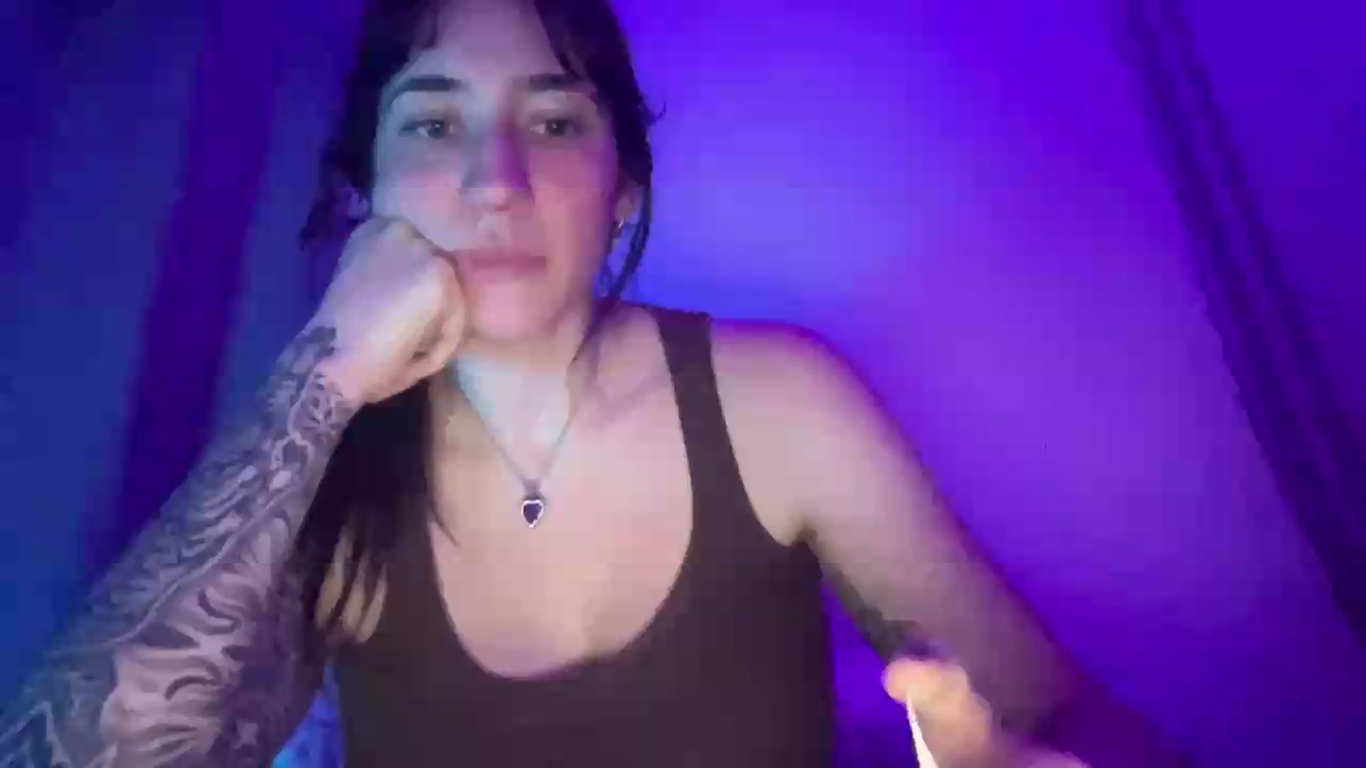 Gallery image thumbnail from Darcylovee's myfreecams stream on, 06/29/2026, 06:47 image 4 of 20