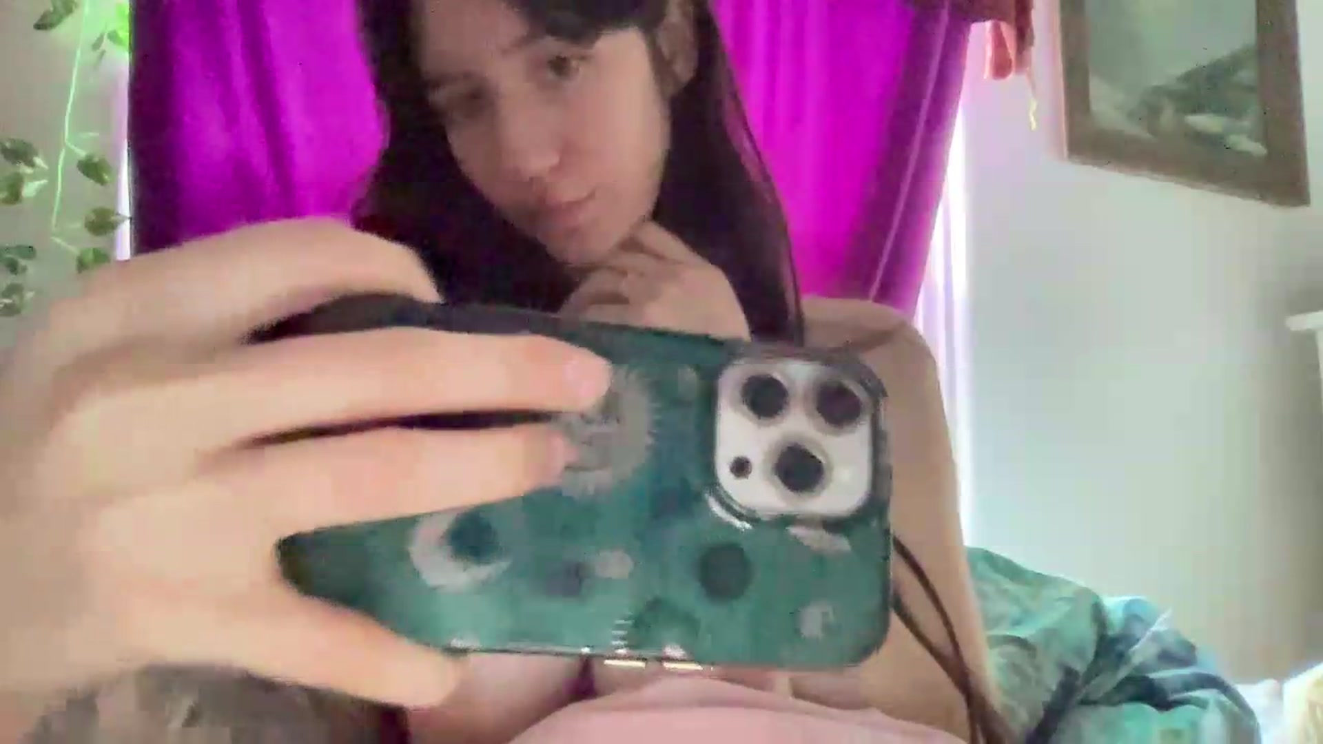 Gallery image thumbnail from Darcylovee's myfreecams stream on, 08/28/2026, 16:07 image 15 of 20