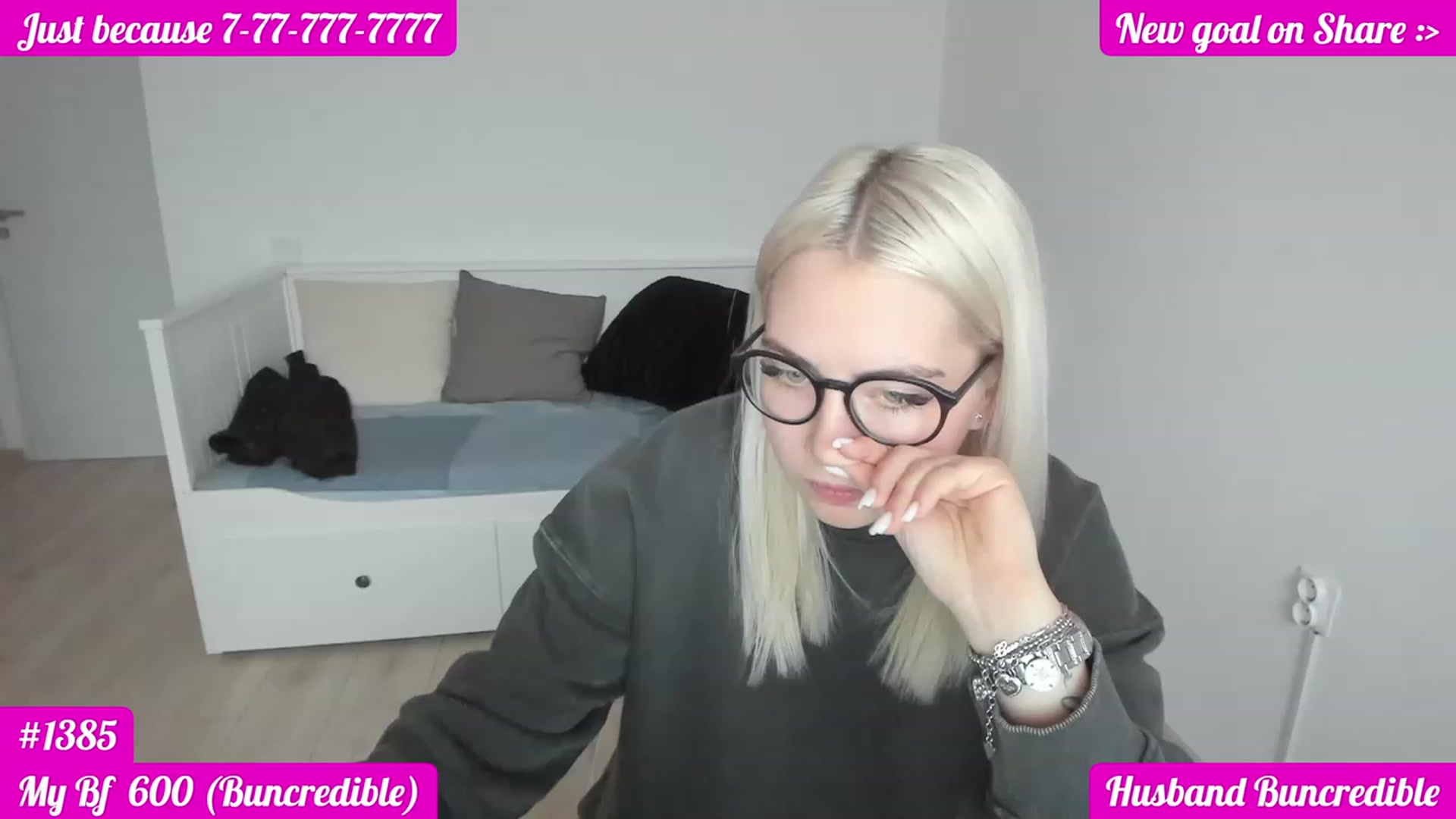 Gallery image thumbnail from DariaDash's myfreecams stream on, 11/15/2022, 10:42 image 18 of 20