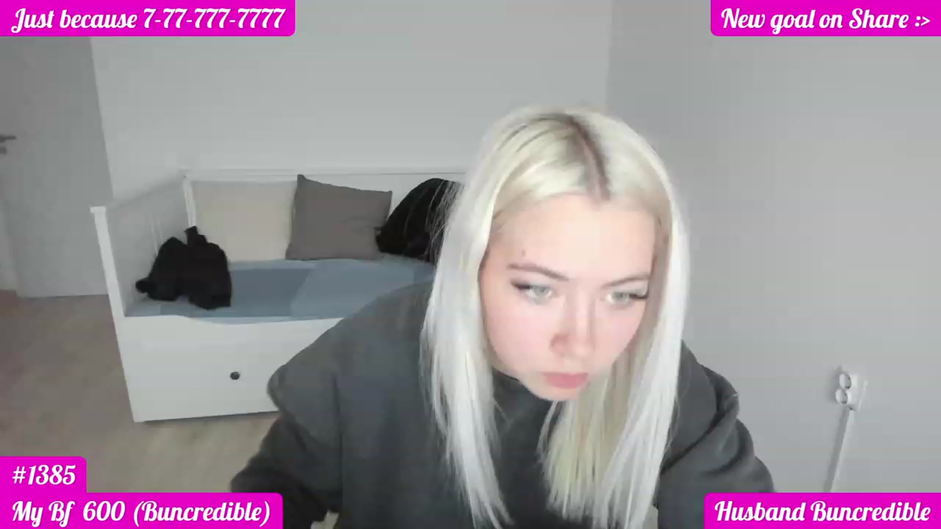 Gallery image thumbnail from DariaDash's myfreecams stream on, 11/15/2022, 10:42 image 10 of 20