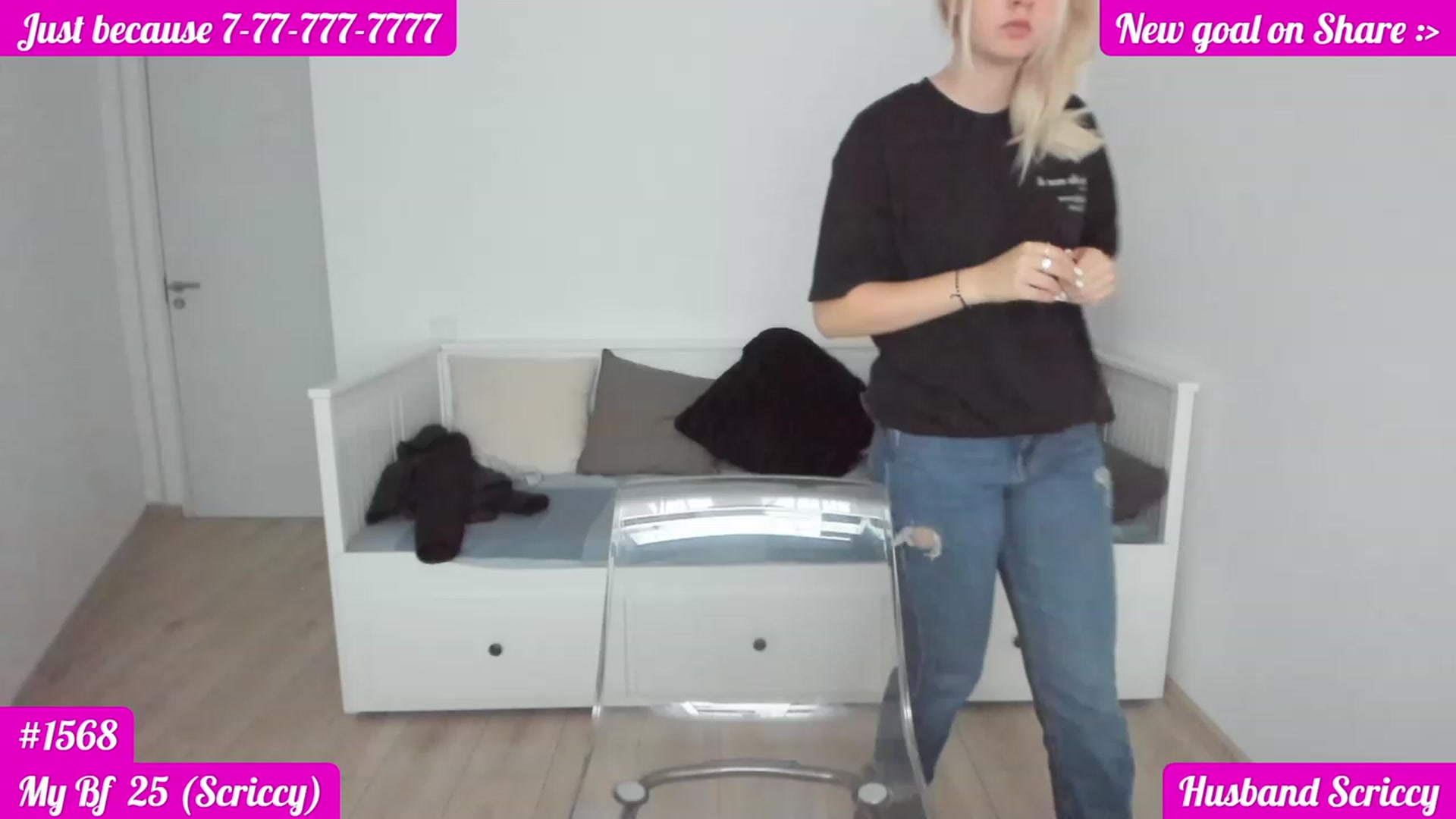 Gallery image thumbnail from DariaDash's myfreecams stream on, 11/17/2022, 07:58 image 20 of 20