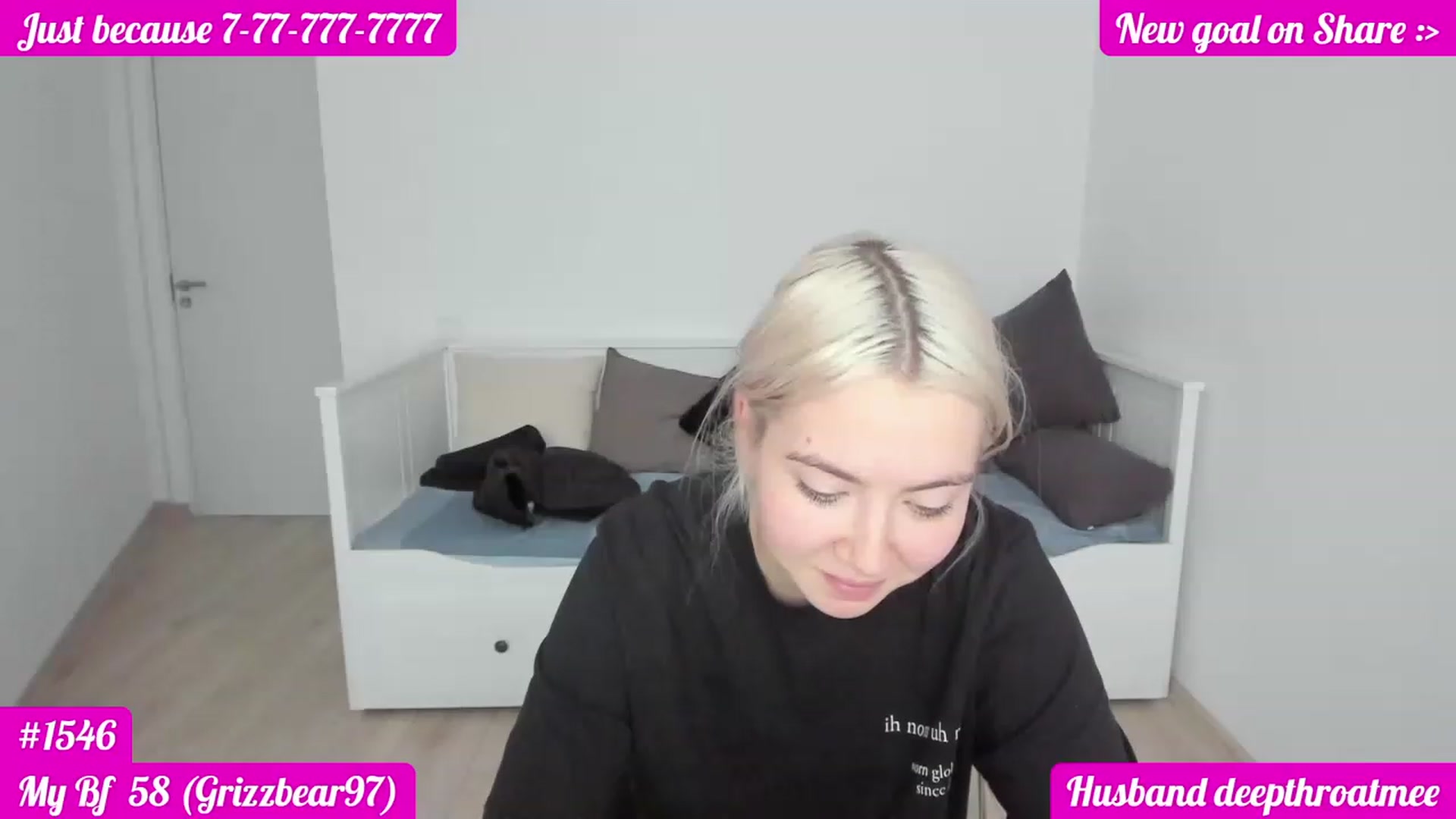 Gallery image thumbnail from DariaDash's myfreecams stream on, 11/17/2022, 11:27 image 18 of 20