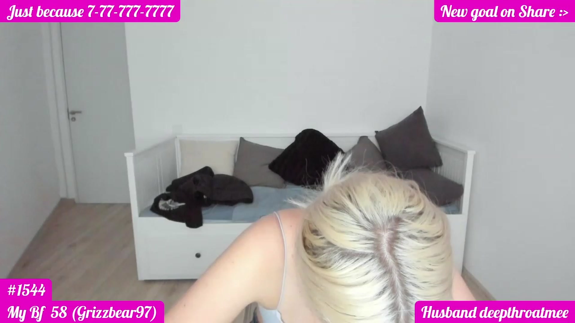 Gallery image thumbnail from DariaDash's myfreecams stream on, 11/17/2022, 11:27 image 7 of 20