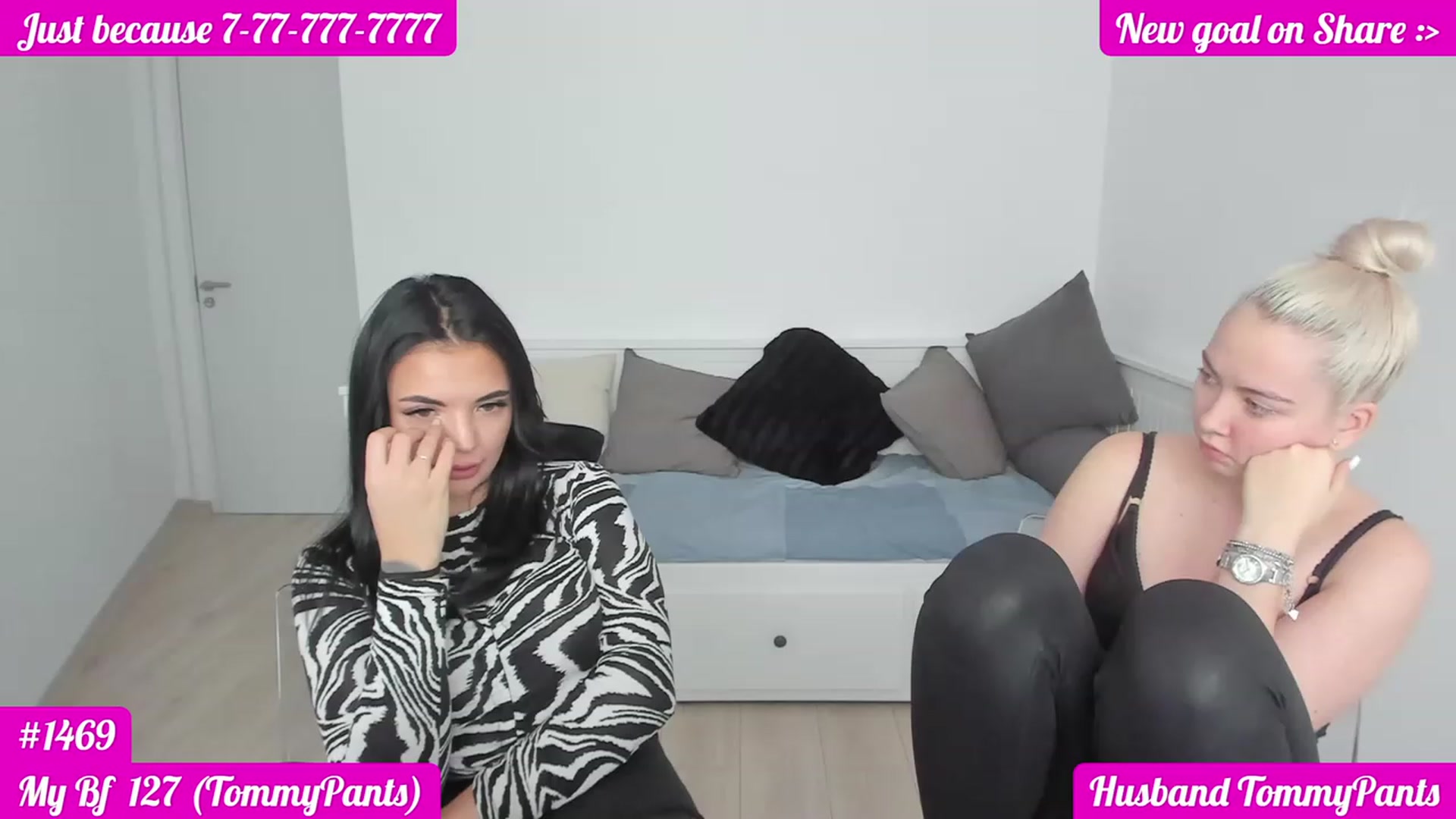 Gallery image thumbnail from DariaDash's myfreecams stream on, 11/18/2022, 08:14 image 18 of 20