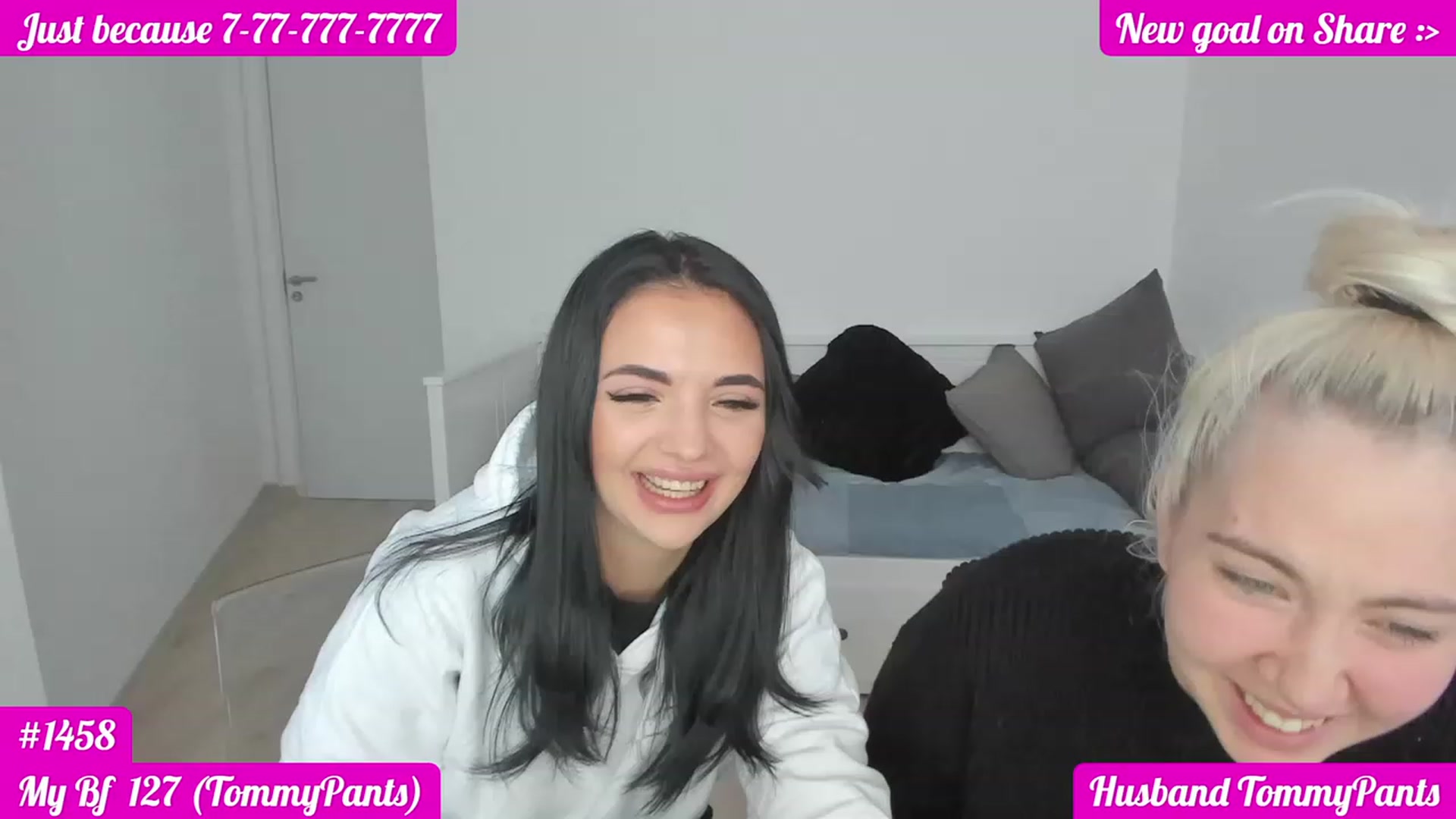 Gallery image thumbnail from DariaDash's myfreecams stream on, 11/18/2022, 10:35 image 6 of 20