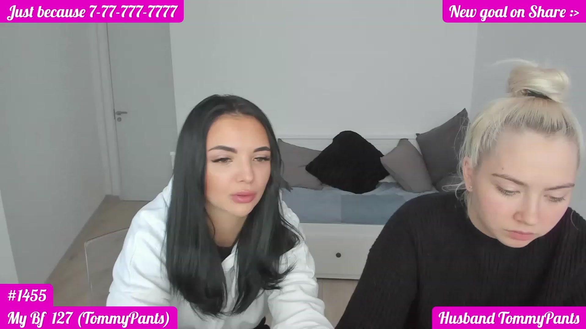 Gallery image thumbnail from DariaDash's myfreecams stream on, 11/18/2022, 10:35 image 12 of 20