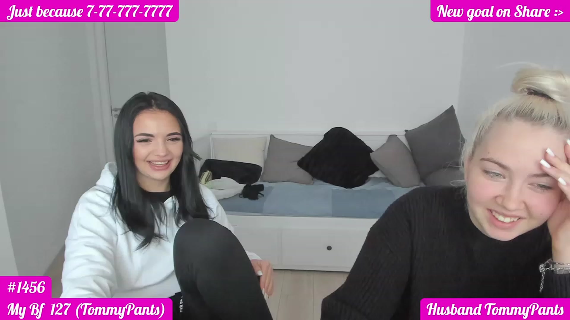 Gallery image thumbnail from DariaDash's myfreecams stream on, 11/18/2022, 10:35 image 7 of 20