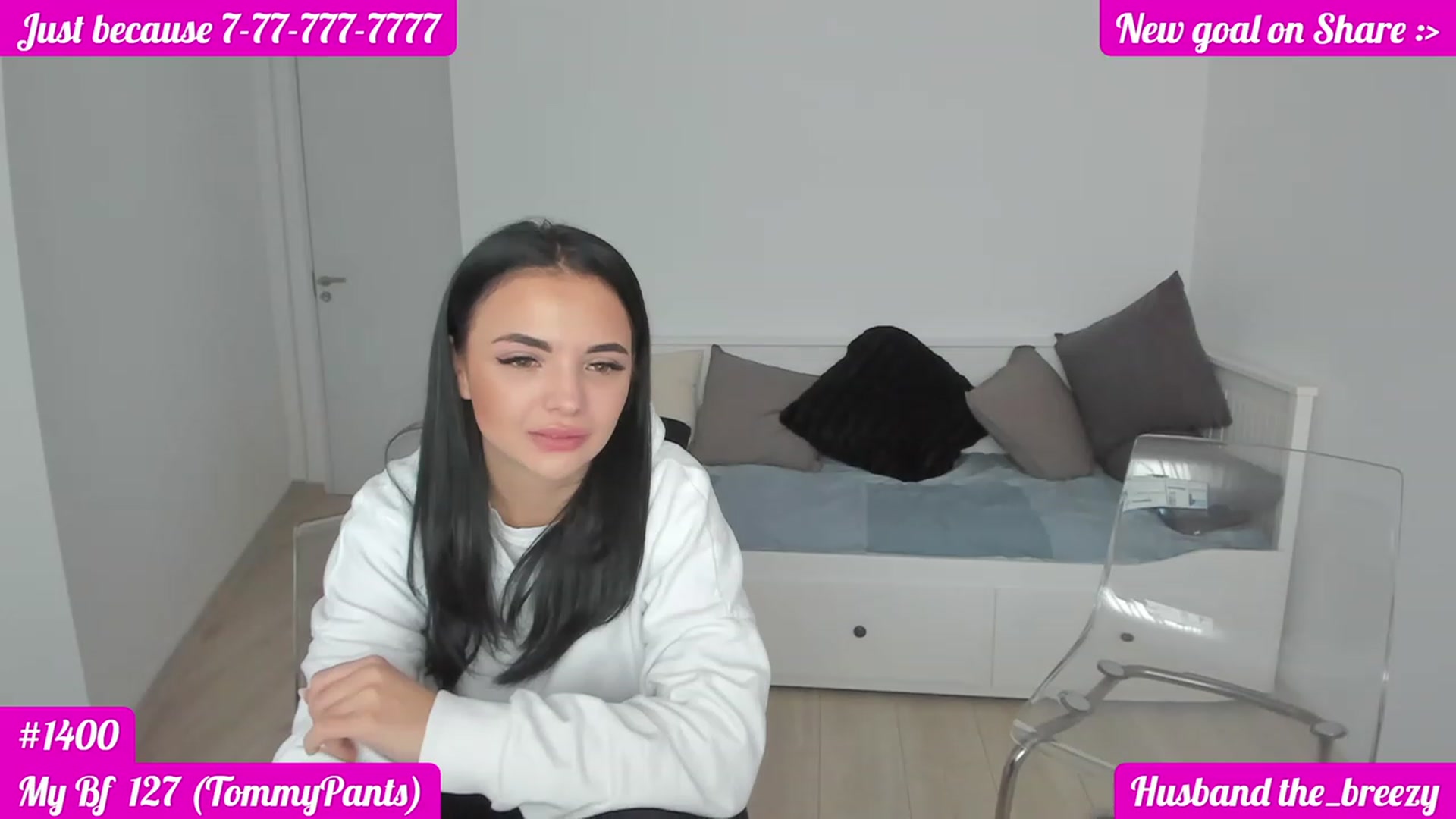 Gallery image thumbnail from DariaDash's myfreecams stream on, 11/18/2022, 12:44 image 10 of 20