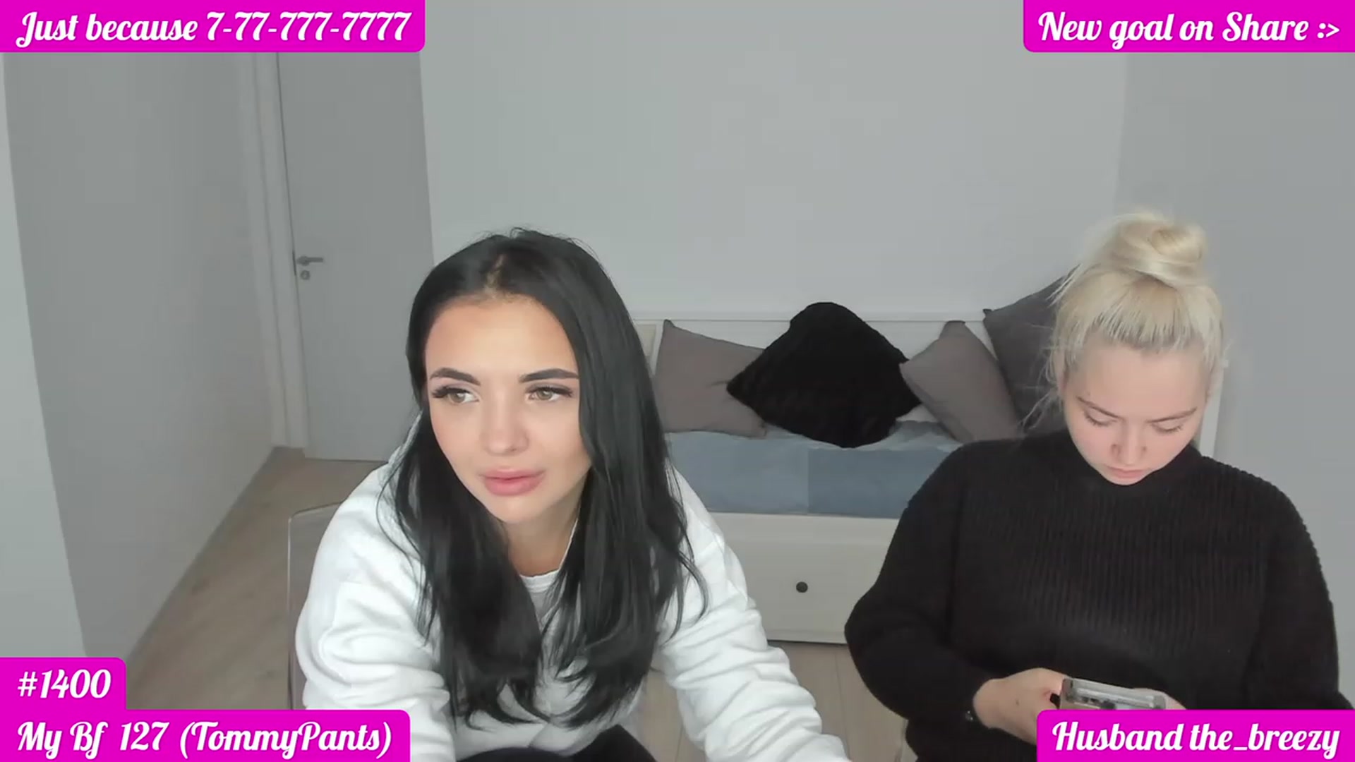Gallery image thumbnail from DariaDash's myfreecams stream on, 11/18/2022, 12:44 image 14 of 20