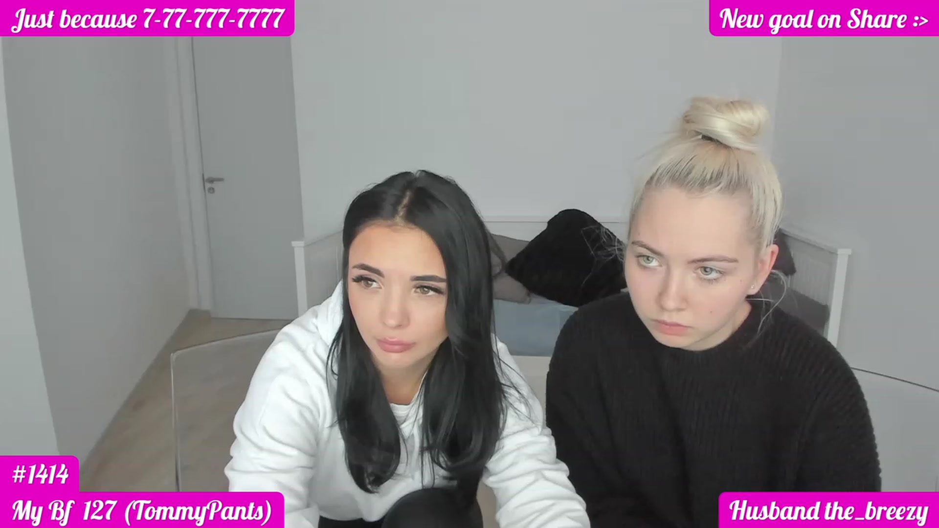 Gallery image thumbnail from DariaDash's myfreecams stream on, 11/18/2022, 12:44 image 3 of 20