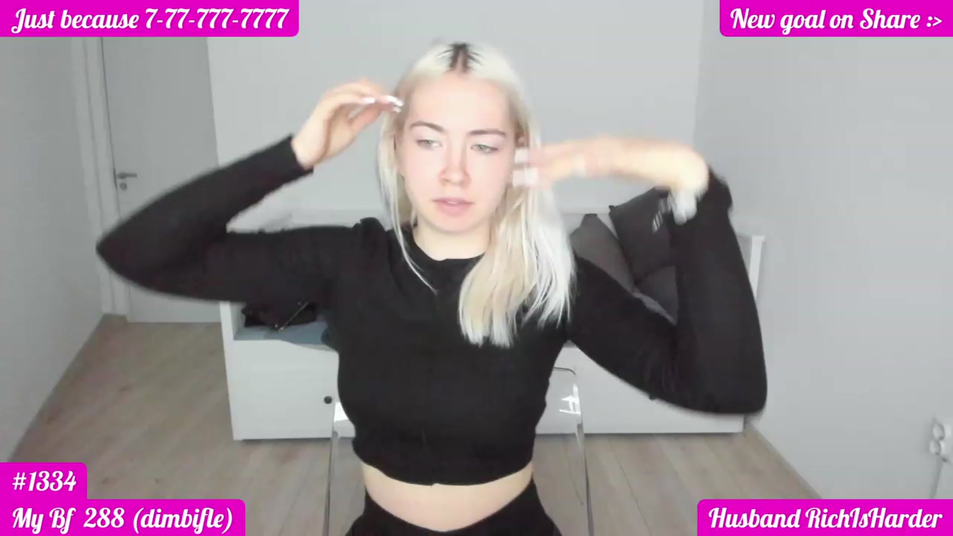 Gallery image thumbnail from DariaDash's myfreecams stream on, 11/22/2022, 07:26 image 12 of 20