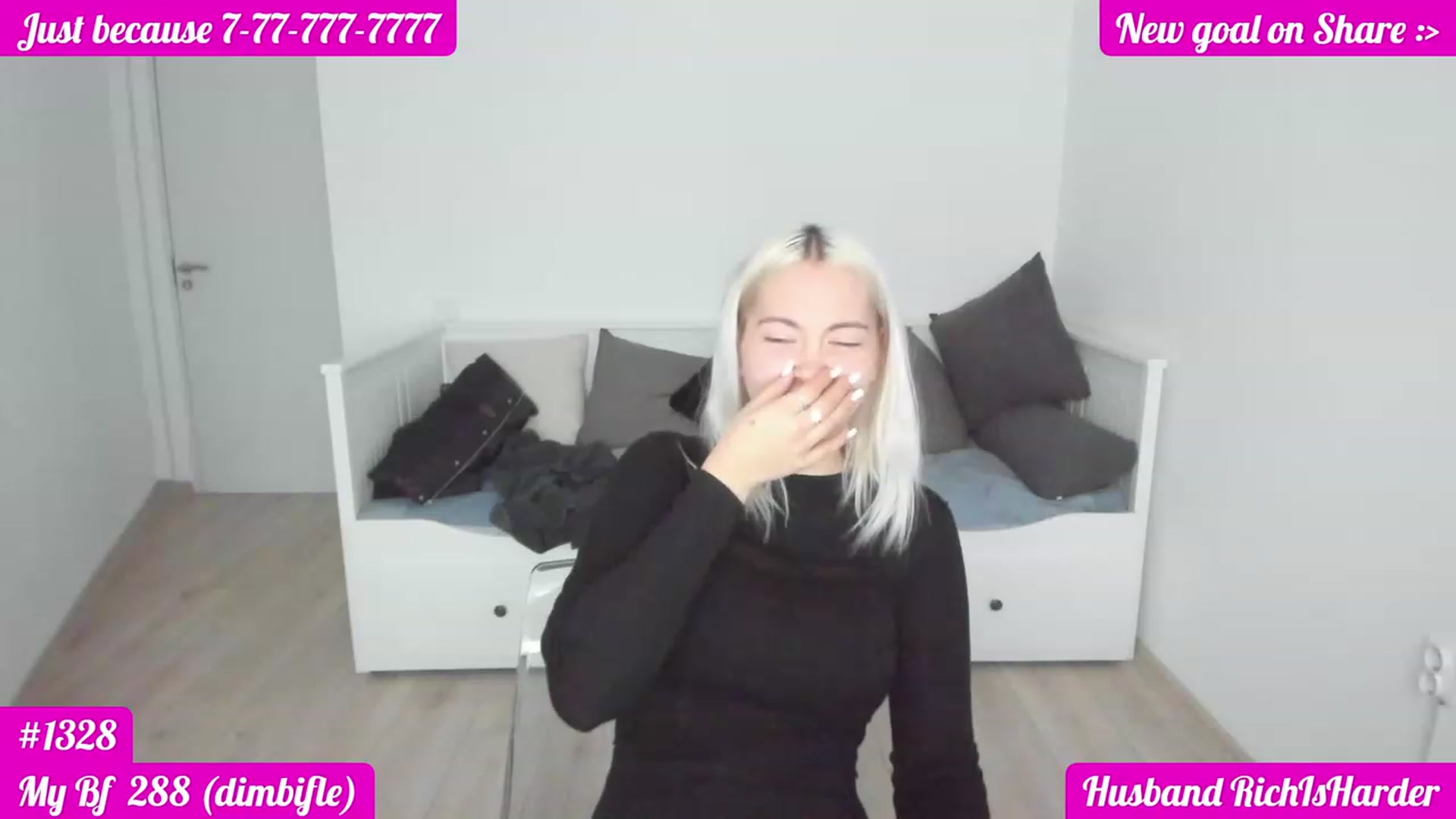 Gallery image thumbnail from DariaDash's myfreecams stream on, 11/22/2022, 07:26 image 15 of 20