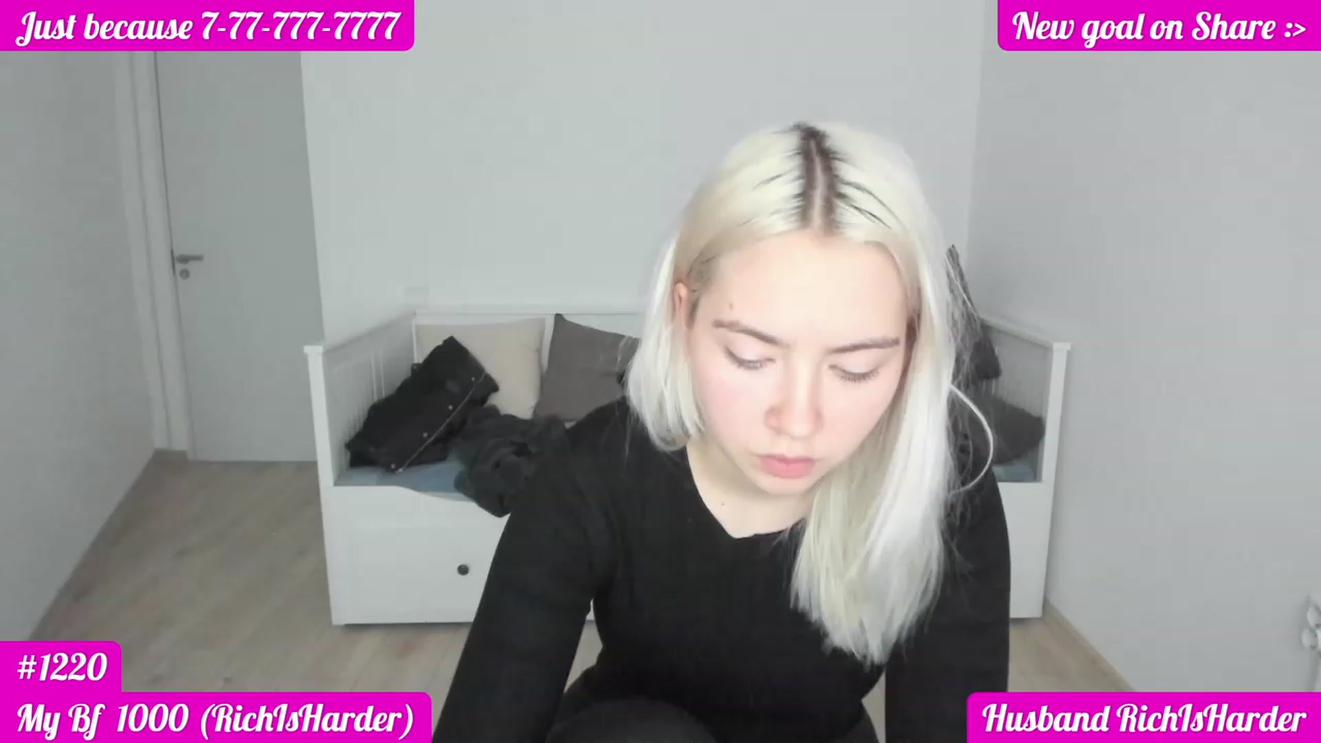 Gallery image thumbnail from DariaDash's myfreecams stream on, 11/22/2022, 08:56 image 4 of 20