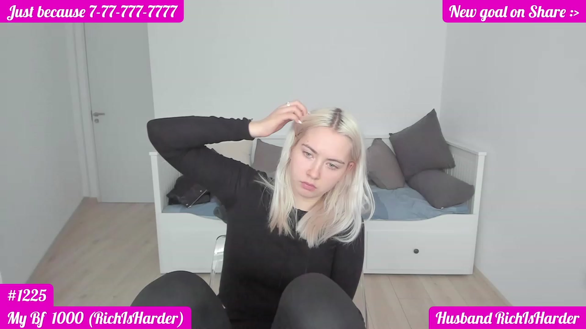 Gallery image thumbnail from DariaDash's myfreecams stream on, 11/22/2022, 11:25 image 2 of 20