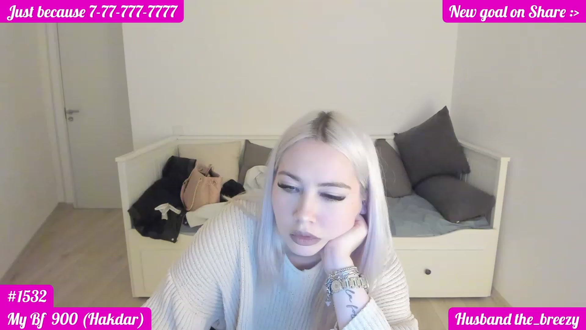 Gallery image thumbnail from DariaDash's myfreecams stream on, 11/29/2022, 16:48 image 18 of 20