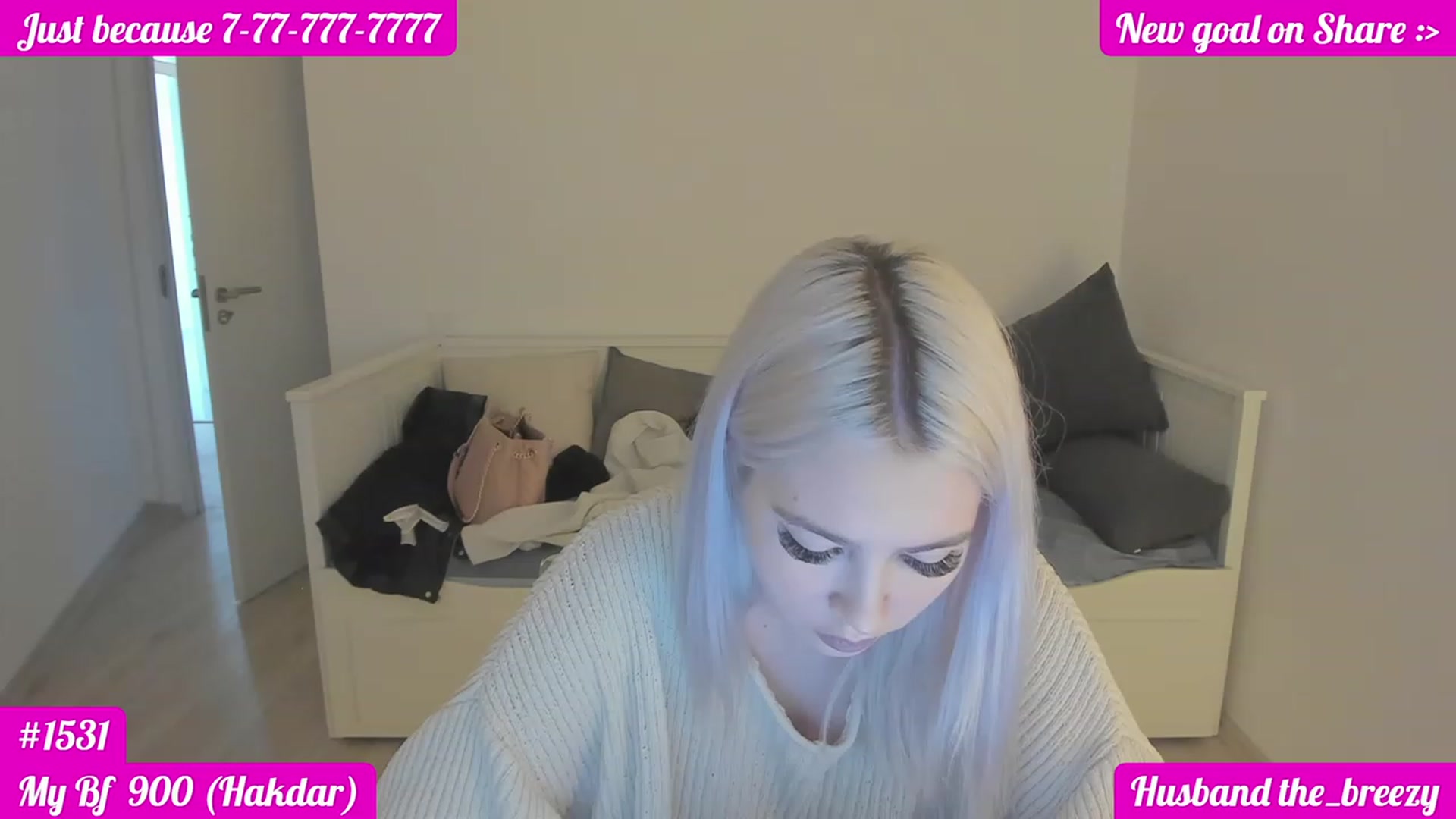 Gallery image thumbnail from DariaDash's myfreecams stream on, 11/29/2022, 16:48 image 9 of 20