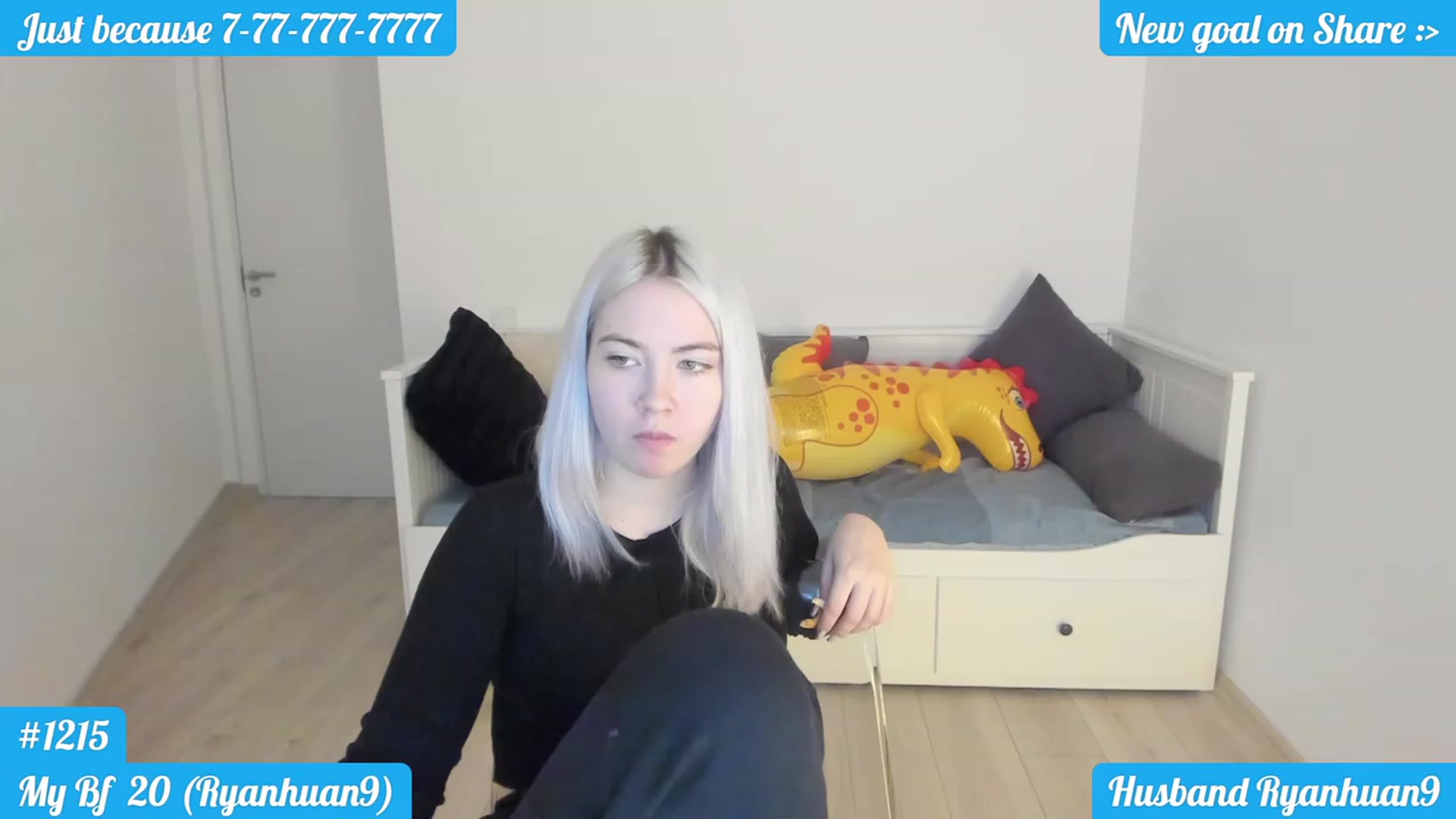 Gallery image thumbnail from DariaDash's myfreecams stream on, 12/11/2022, 06:55 image 17 of 20