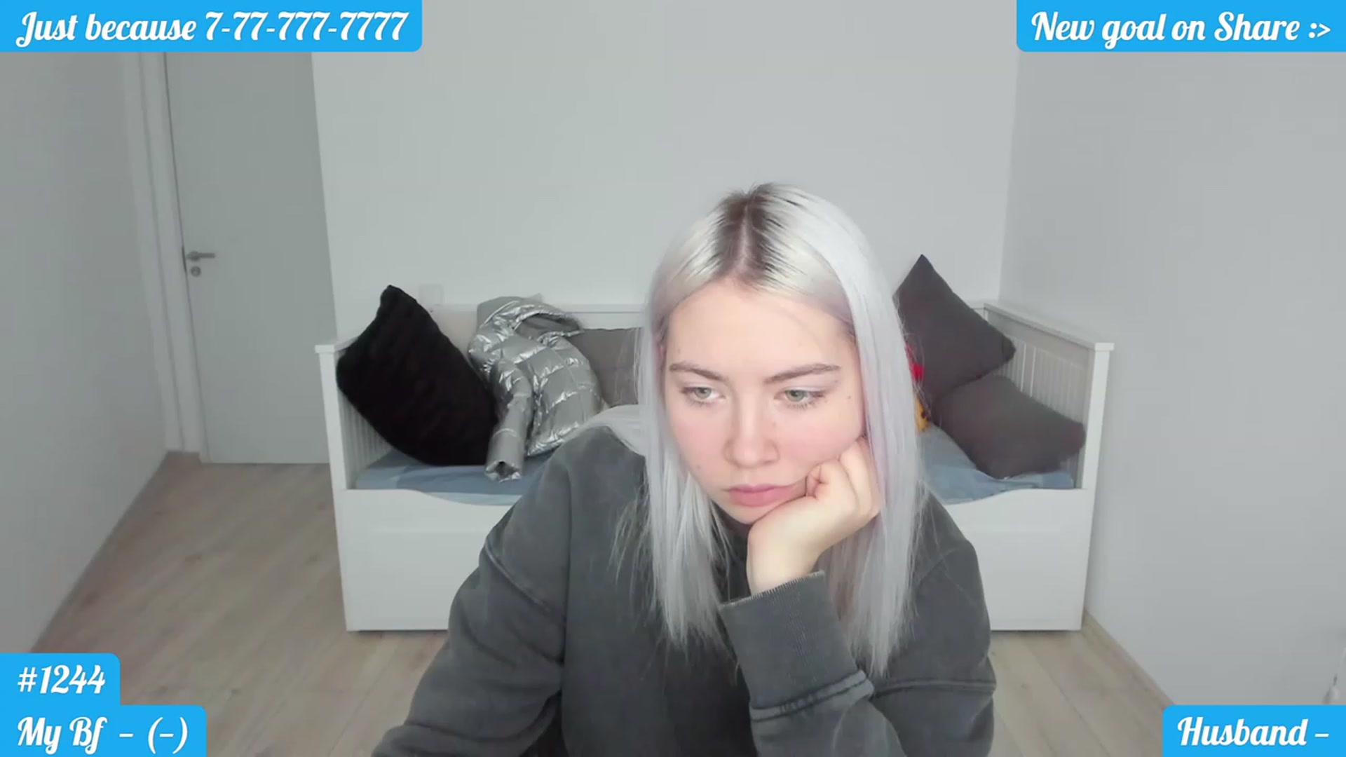 Gallery image thumbnail from DariaDash's myfreecams stream on, 12/12/2022, 07:30 image 10 of 20