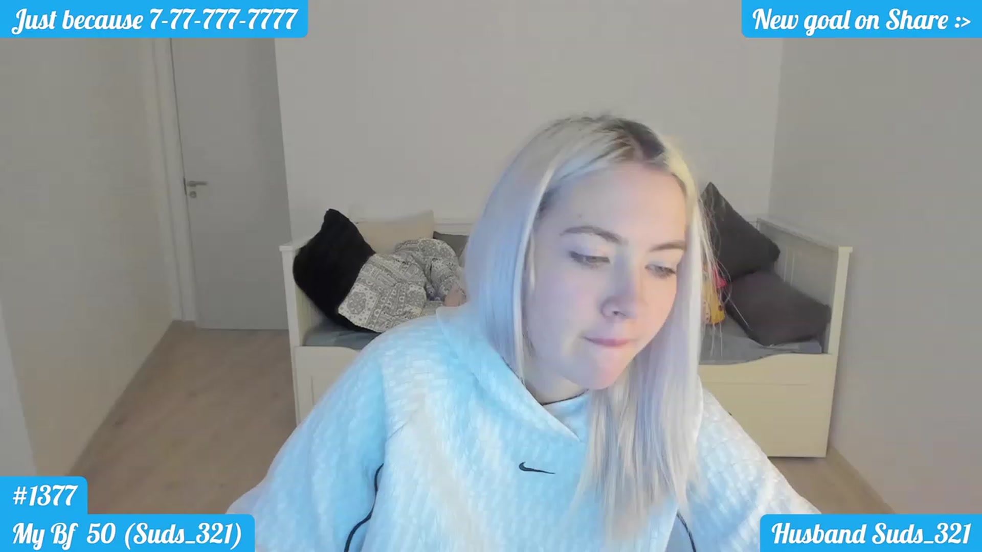 Gallery image thumbnail from DariaDash's myfreecams stream on, 12/18/2022, 08:49 image 3 of 20
