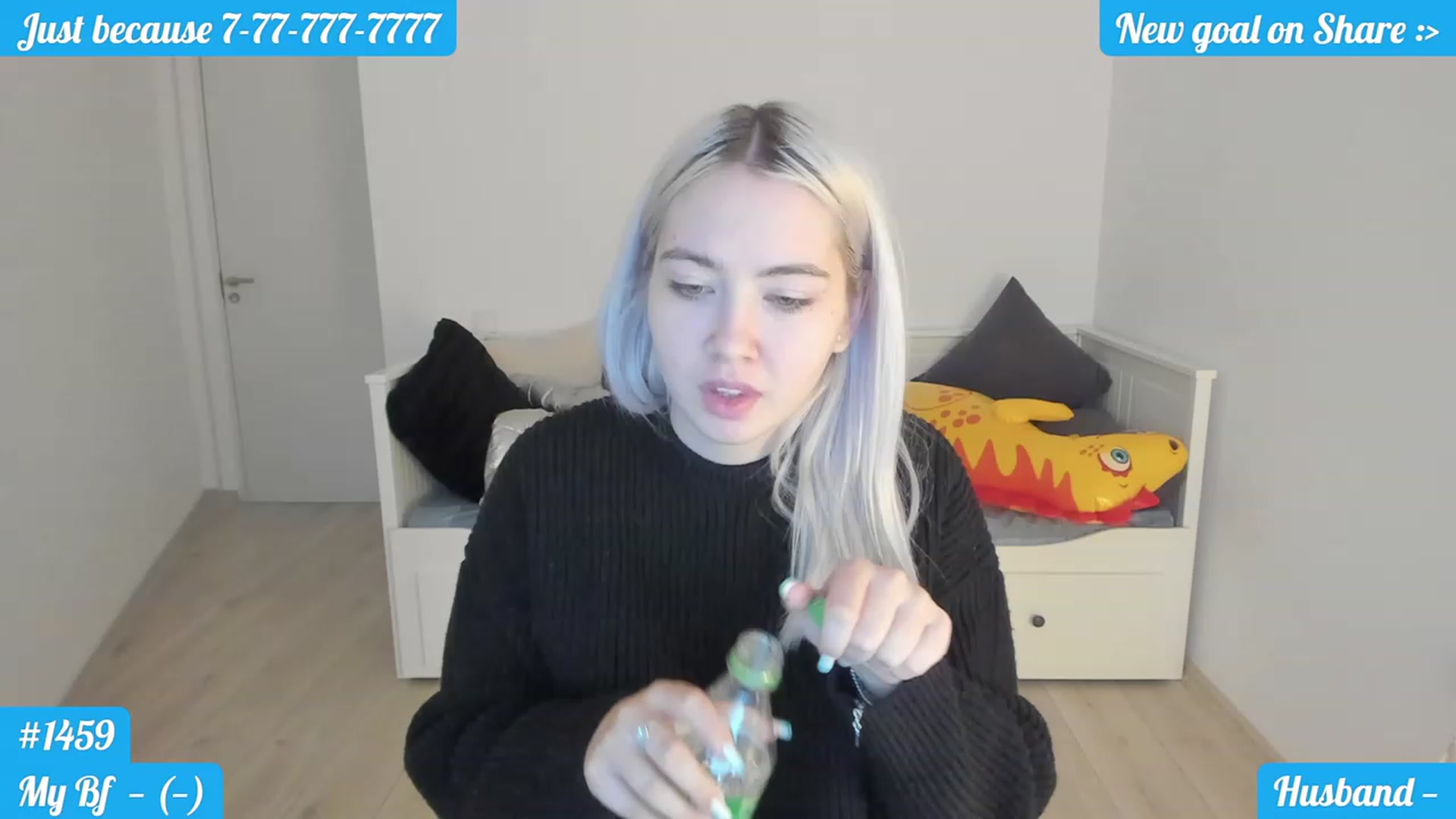 Gallery image thumbnail from DariaDash's myfreecams stream on, 12/19/2022, 07:21 image 6 of 20