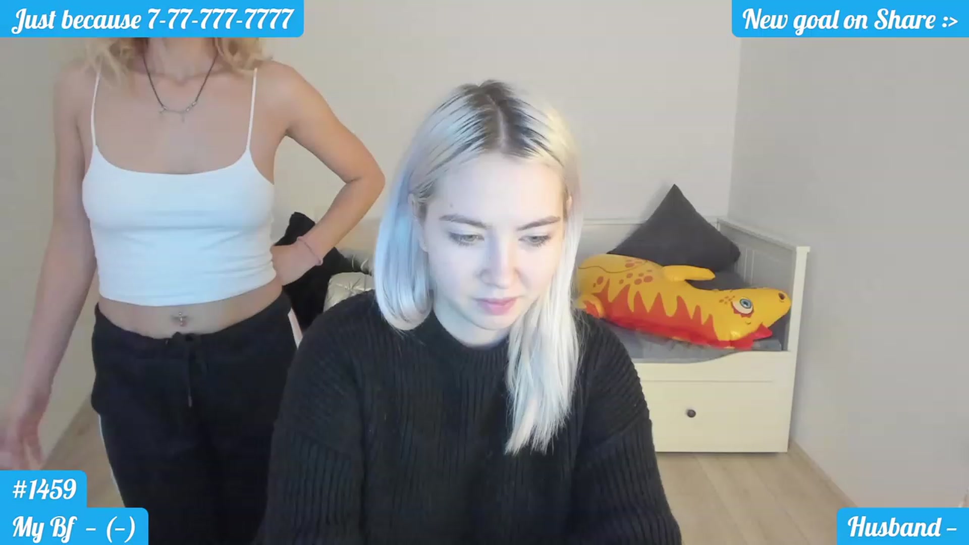 Gallery image thumbnail from DariaDash's myfreecams stream on, 12/19/2022, 07:21 image 7 of 20