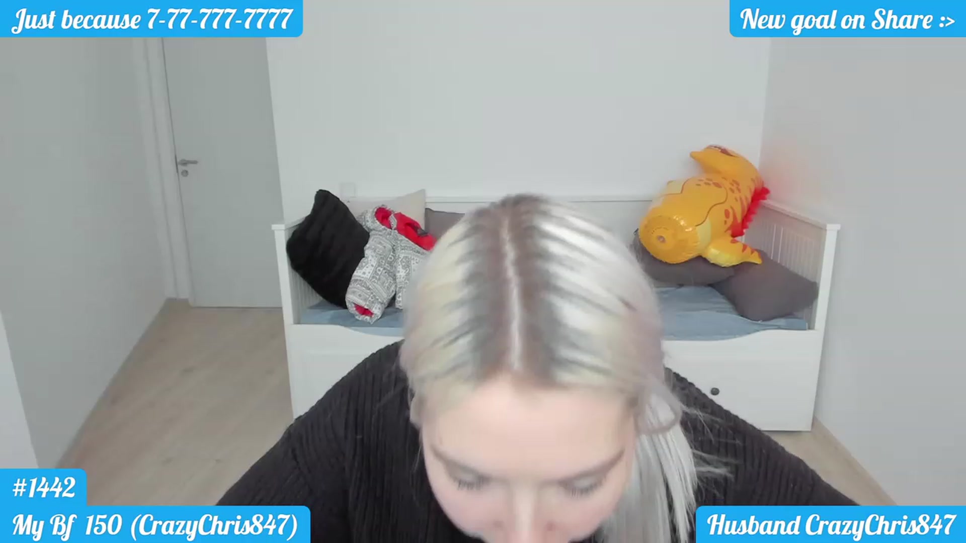 Gallery image thumbnail from DariaDash's myfreecams stream on, 12/22/2022, 10:57 image 16 of 20