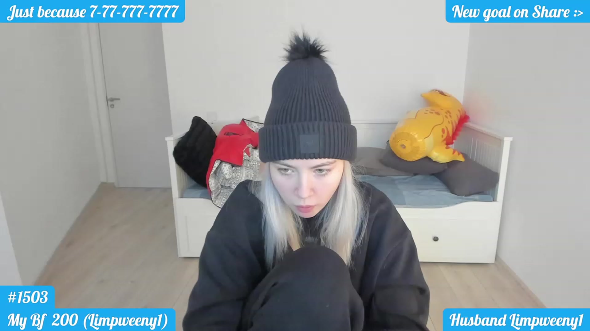 Gallery image thumbnail from DariaDash's myfreecams stream on, 12/23/2022, 07:25 image 15 of 20