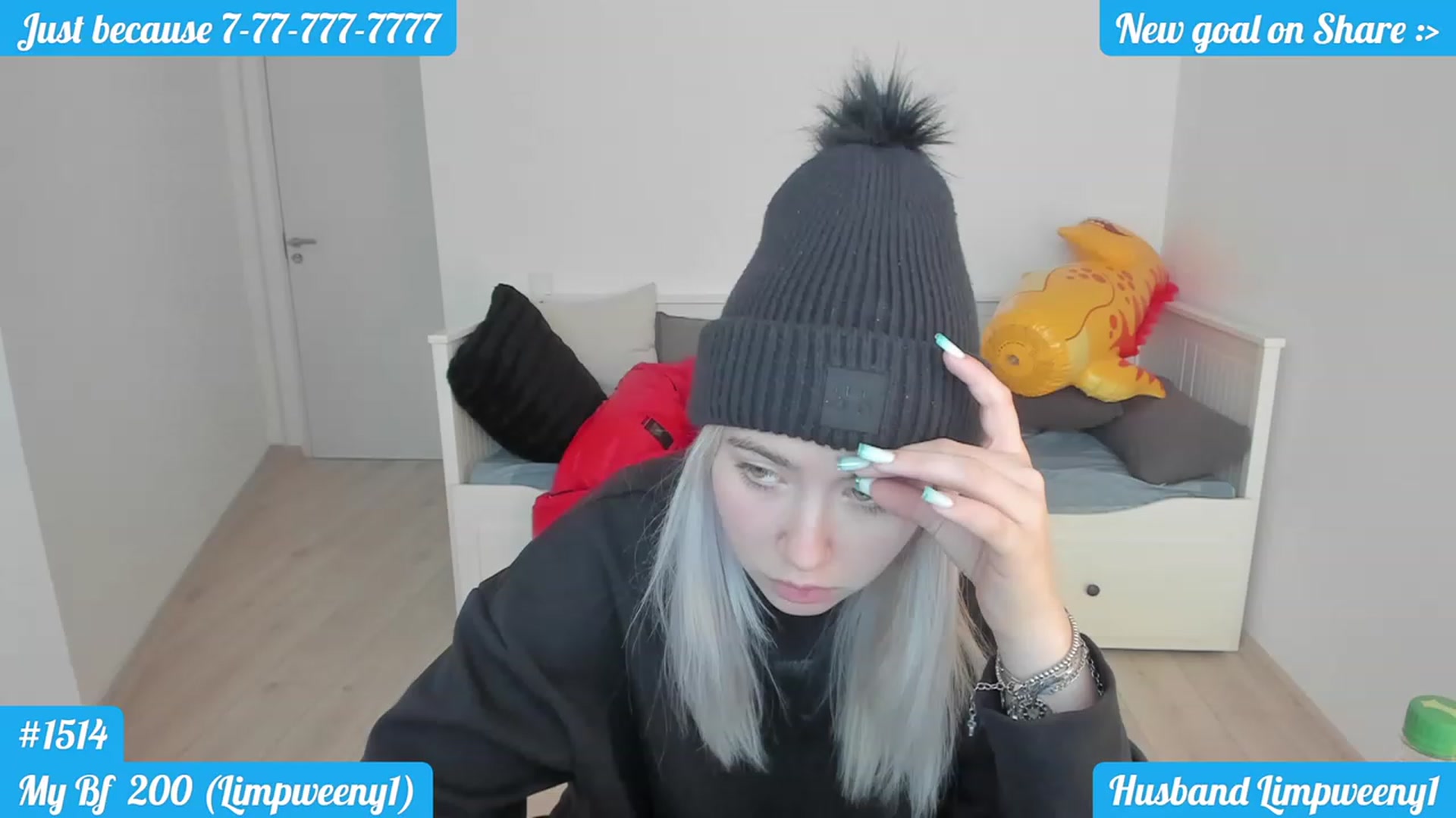Gallery image thumbnail from DariaDash's myfreecams stream on, 12/23/2022, 09:48 image 12 of 20