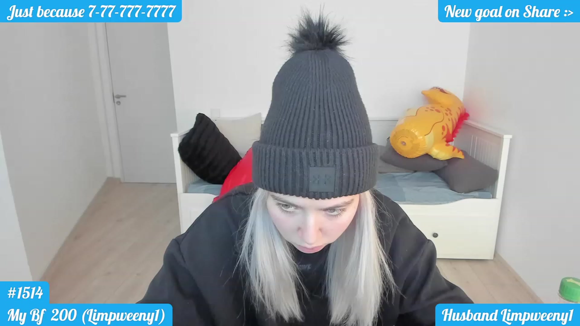 Gallery image thumbnail from DariaDash's myfreecams stream on, 12/23/2022, 09:48 image 14 of 20