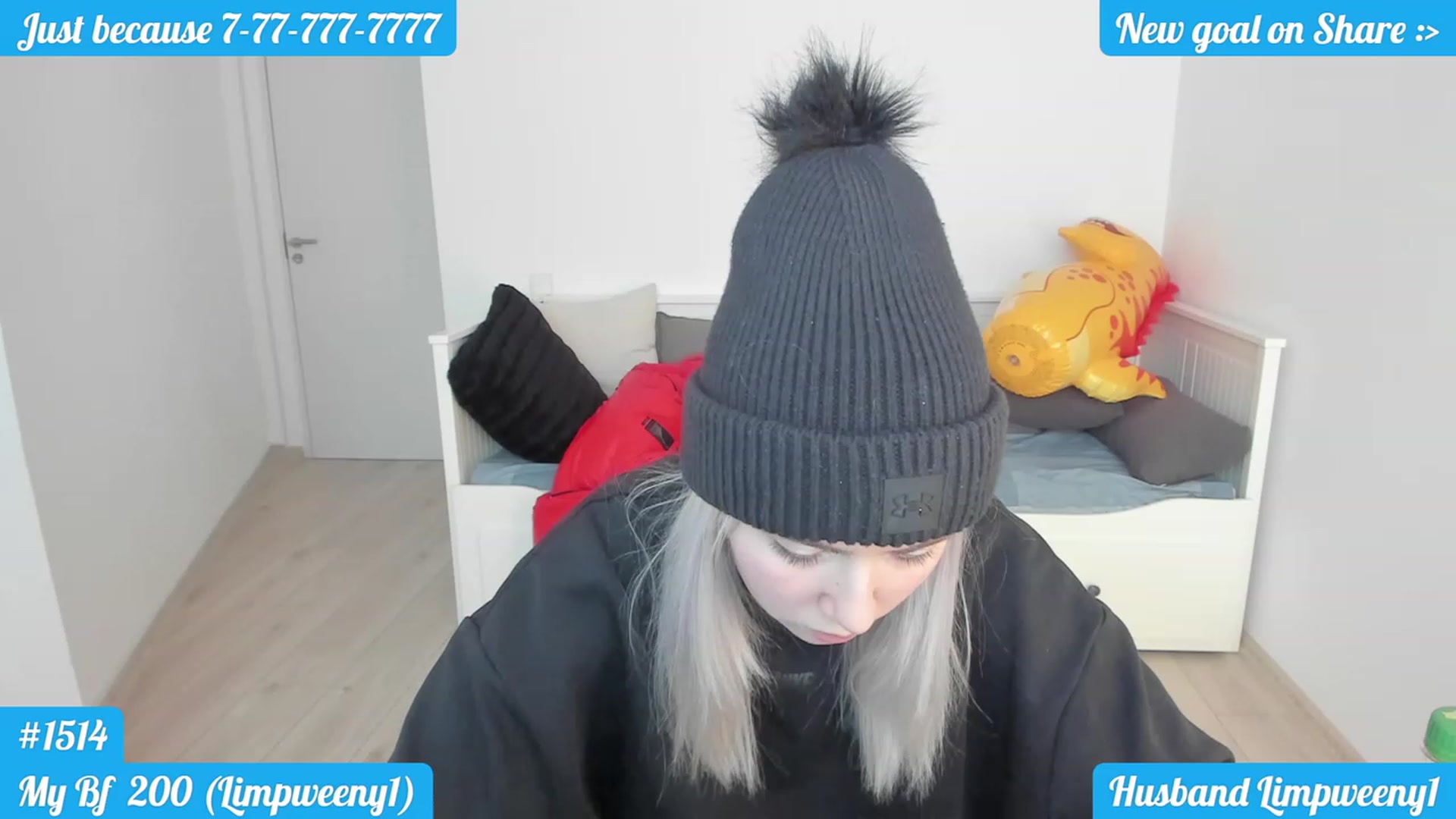 Gallery image thumbnail from DariaDash's myfreecams stream on, 12/23/2022, 09:48 image 19 of 20