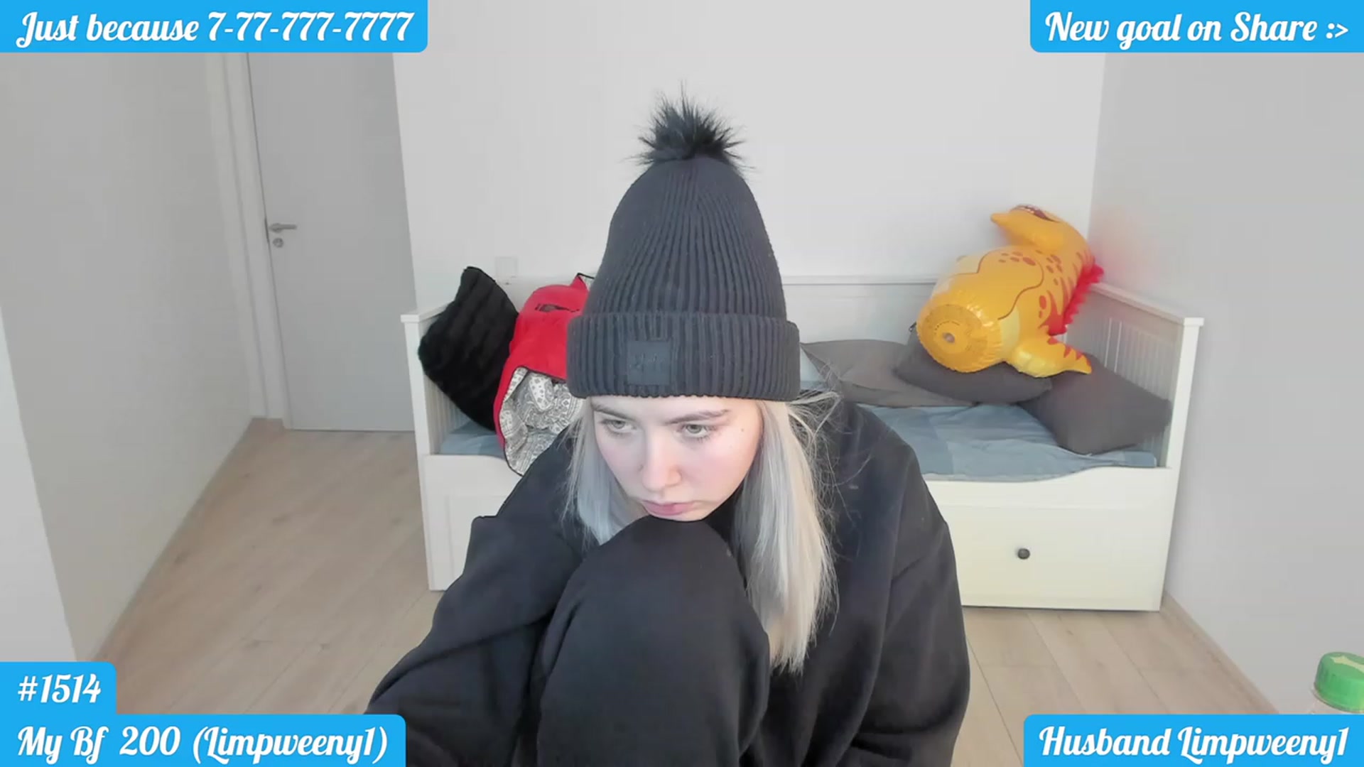 Gallery image thumbnail from DariaDash's myfreecams stream on, 12/23/2022, 09:48 image 6 of 20