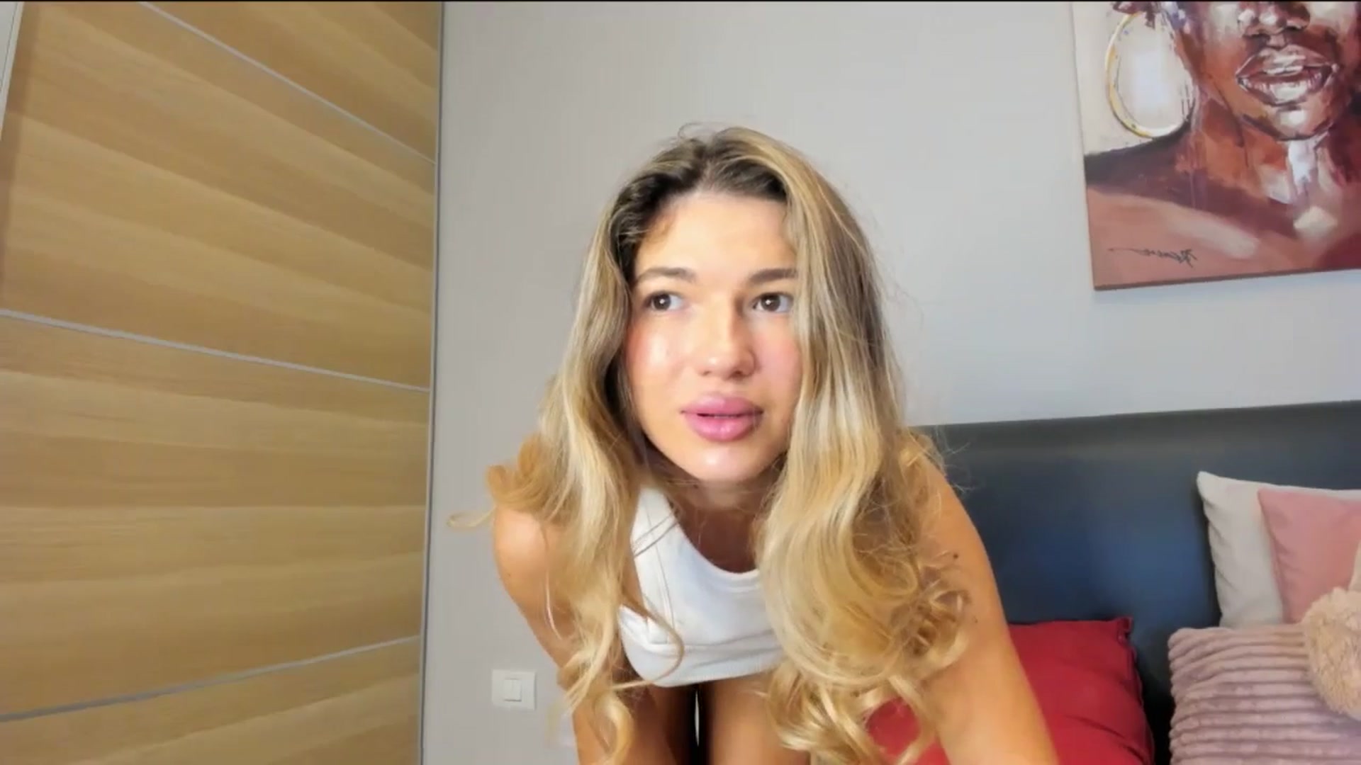 Gallery image thumbnail from Dariadely's myfreecams stream on, 10/30/2025, 18:17 image 3 of 20