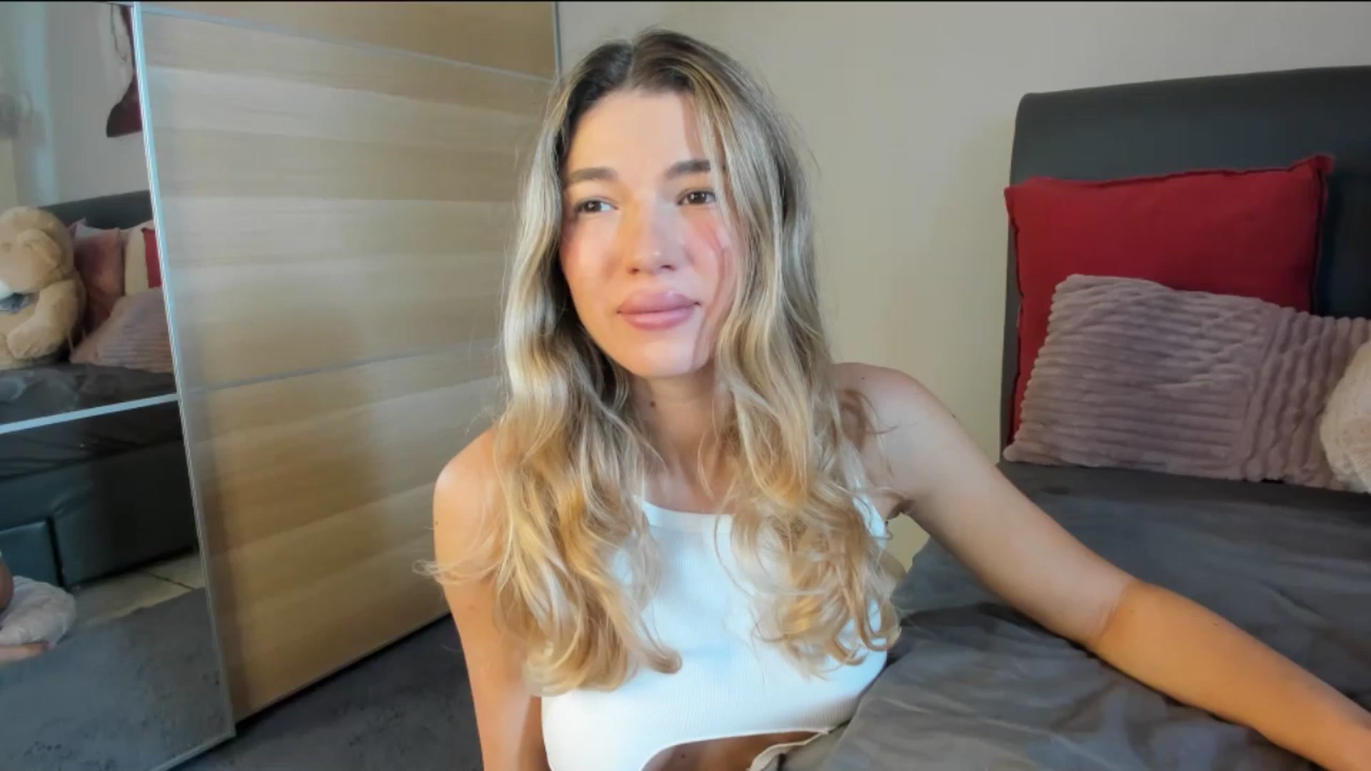 Gallery image thumbnail from Dariadely's myfreecams stream on, 11/03/2025, 08:12 image 8 of 20