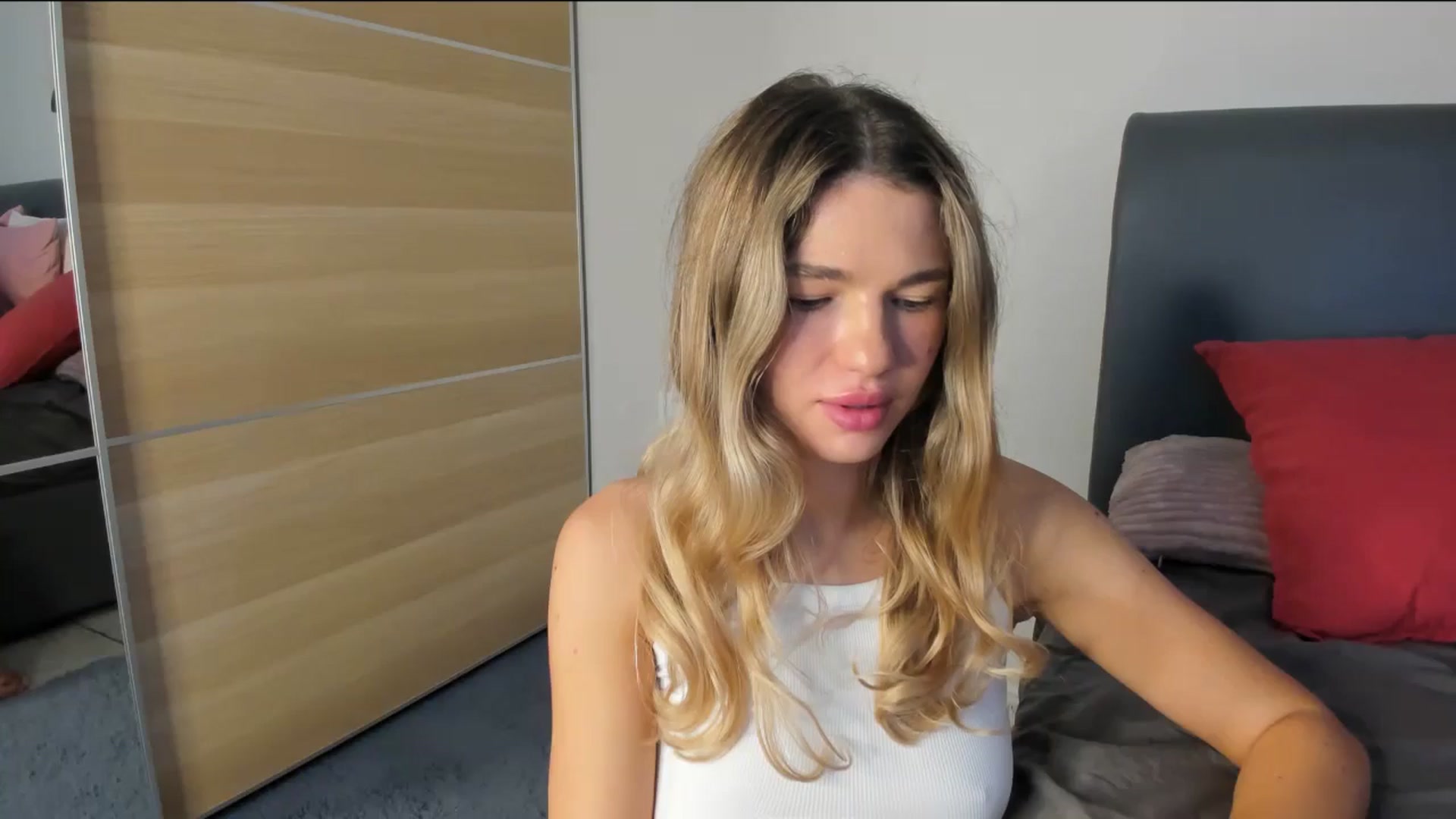 Gallery image thumbnail from Dariadely's myfreecams stream on, 11/03/2025, 11:13 image 18 of 20