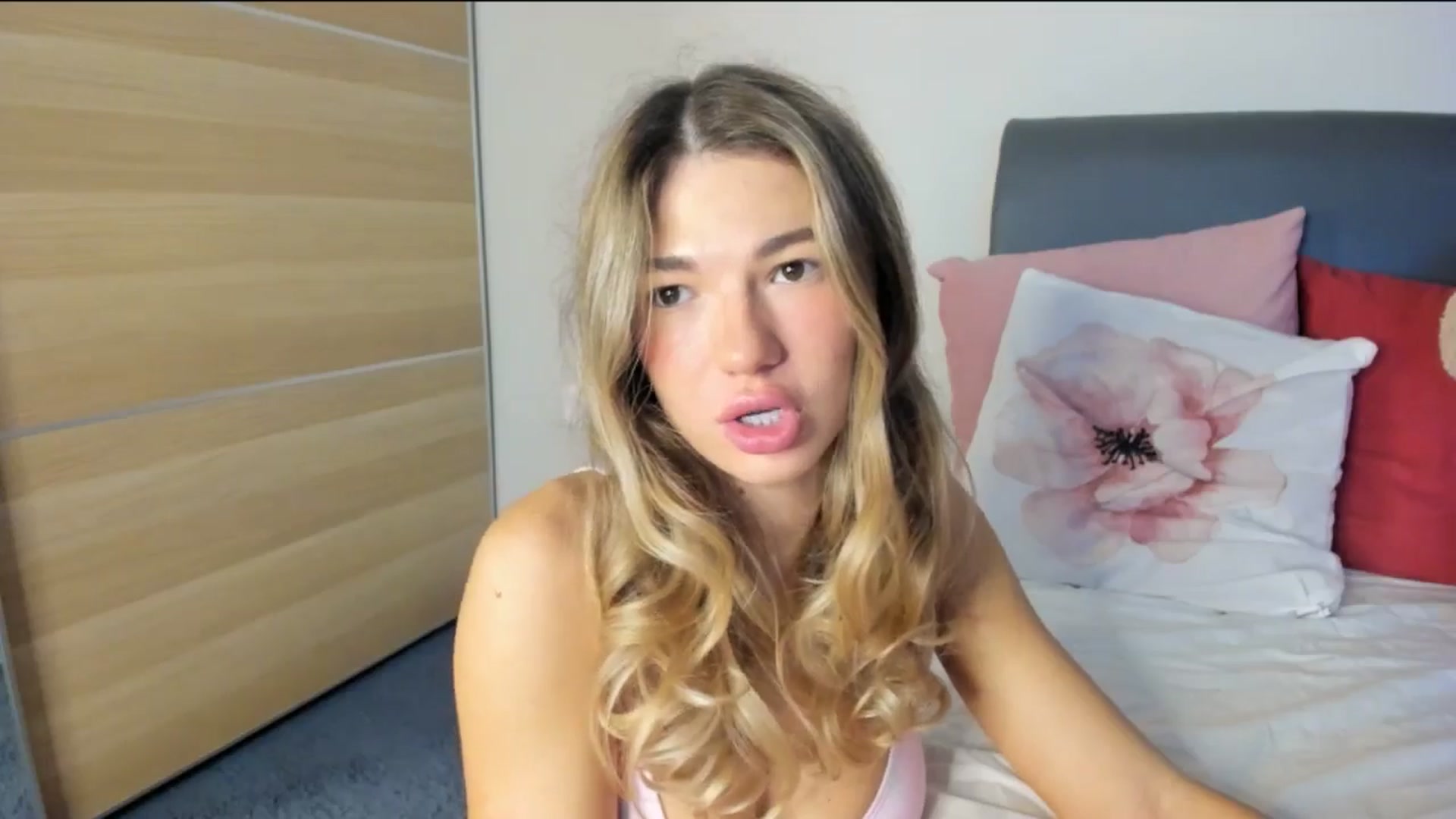 Gallery image thumbnail from Dariadely's myfreecams stream on, 11/11/2025, 07:41 image 20 of 20