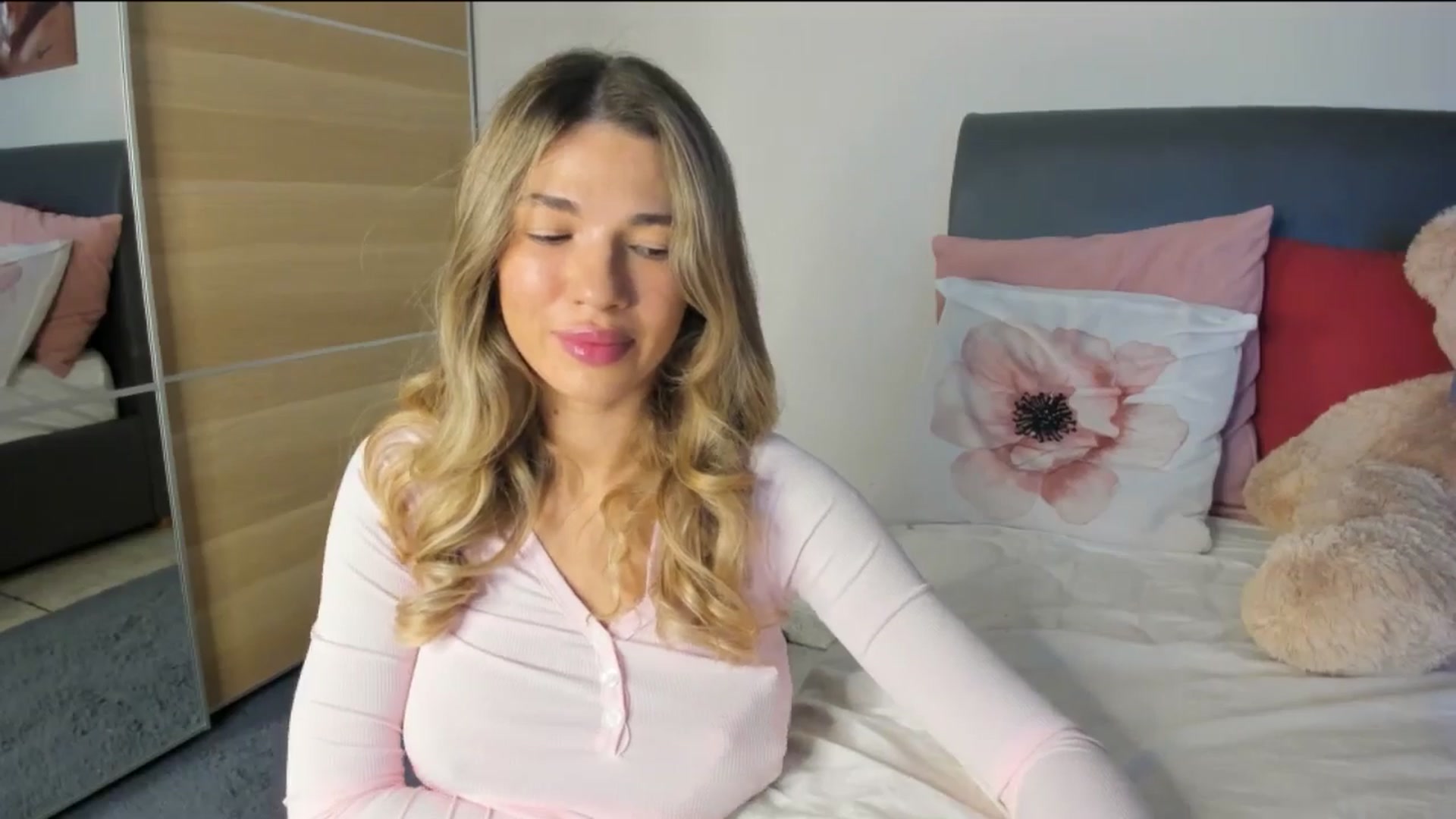 Gallery image thumbnail from Dariadely's myfreecams stream on, 11/13/2025, 09:28 image 9 of 20