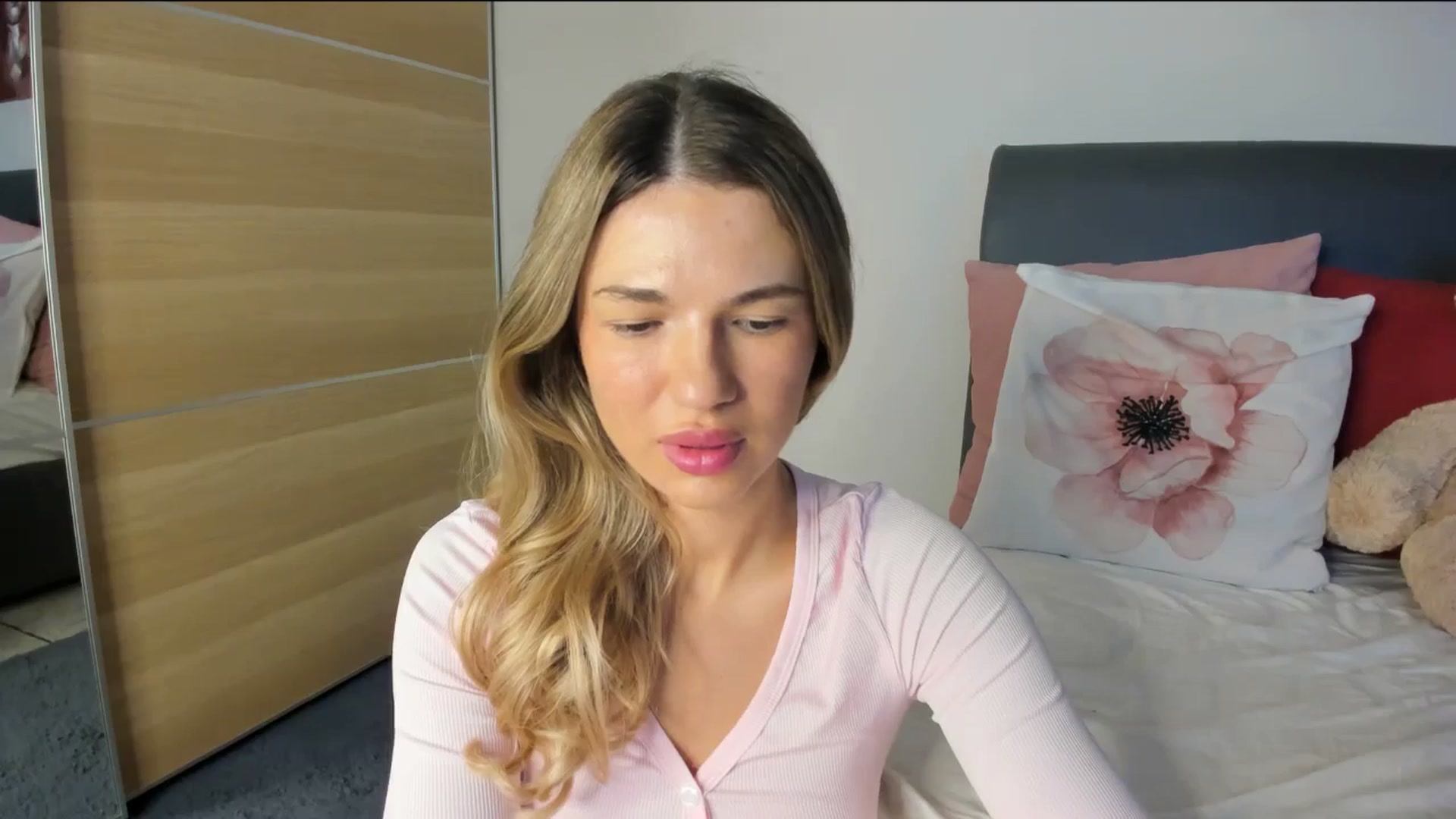 Gallery image thumbnail from Dariadely's myfreecams stream on, 11/13/2025, 12:27 image 20 of 20