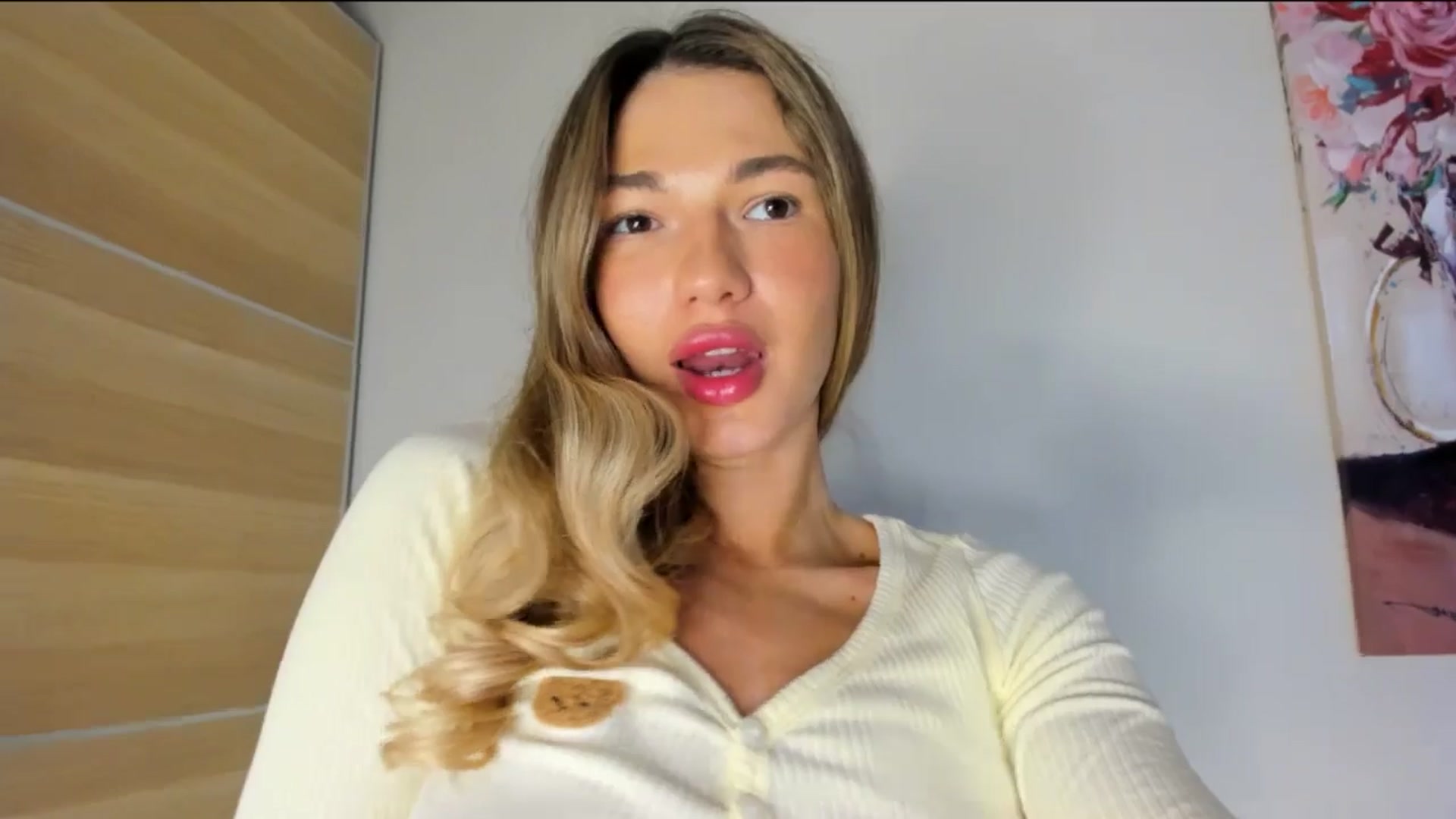 Gallery image thumbnail from Dariadely's myfreecams stream on, 11/17/2025, 10:07 image 6 of 20