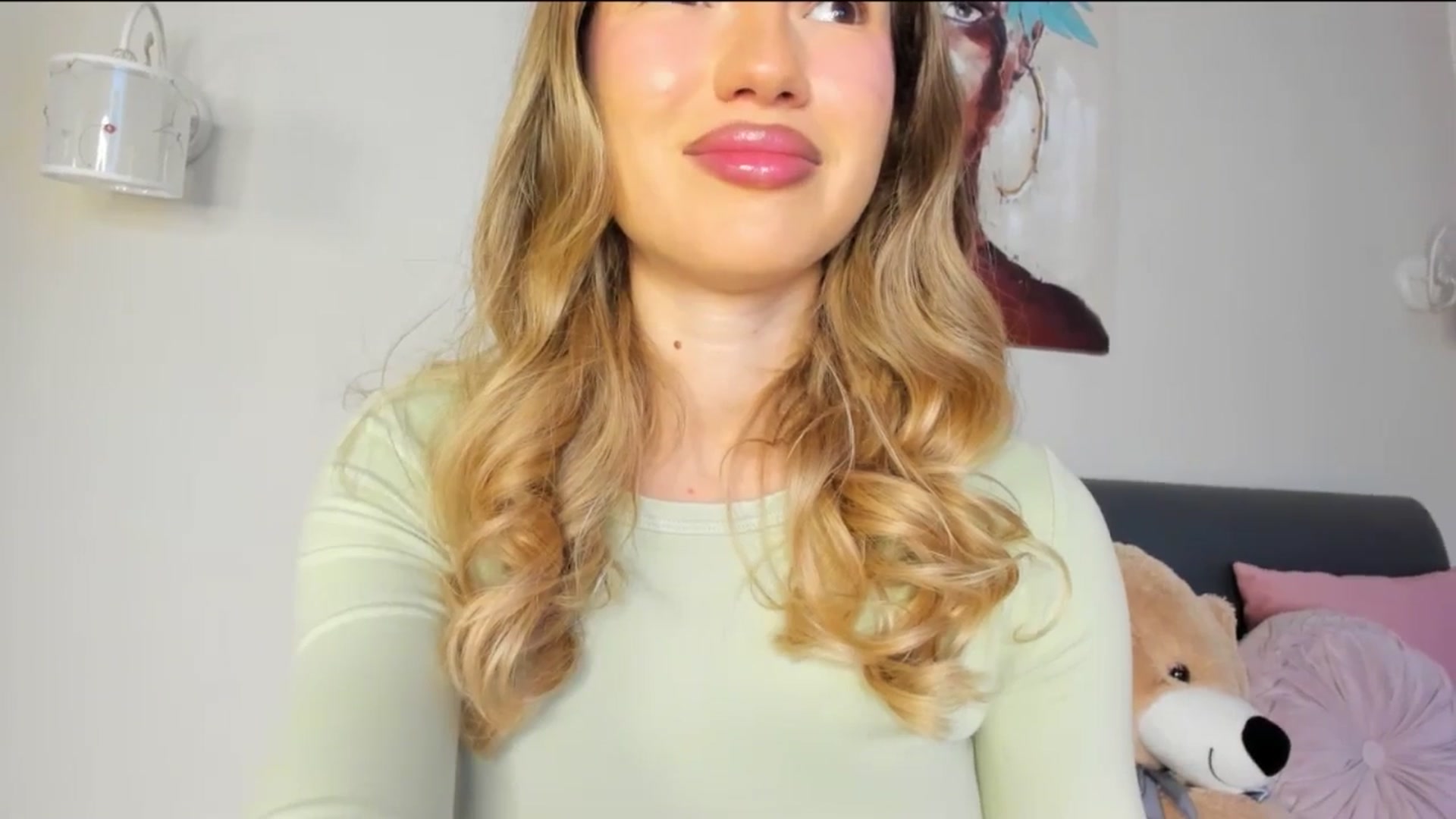 Gallery image thumbnail from Dariadely's myfreecams stream on, 11/20/2025, 08:32 image 14 of 20