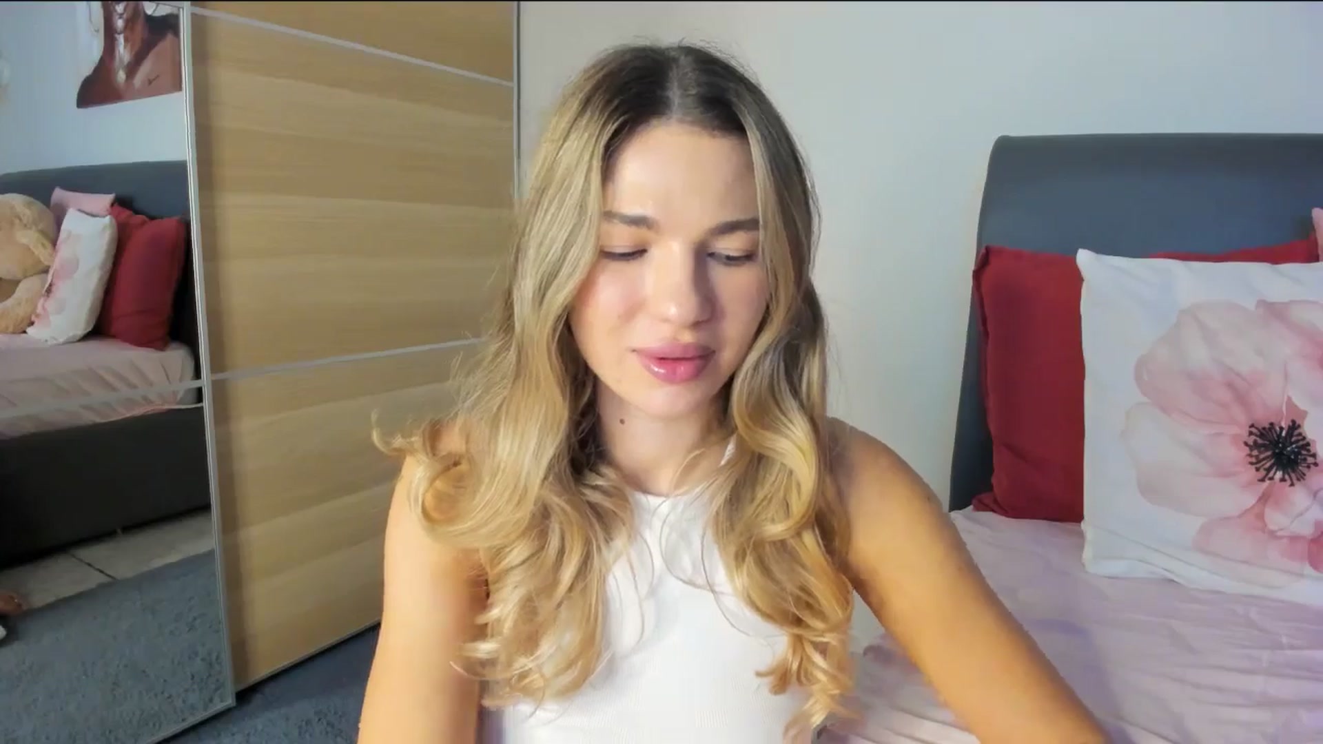 Gallery image thumbnail from Dariadely's myfreecams stream on, 11/21/2025, 10:30 image 14 of 20