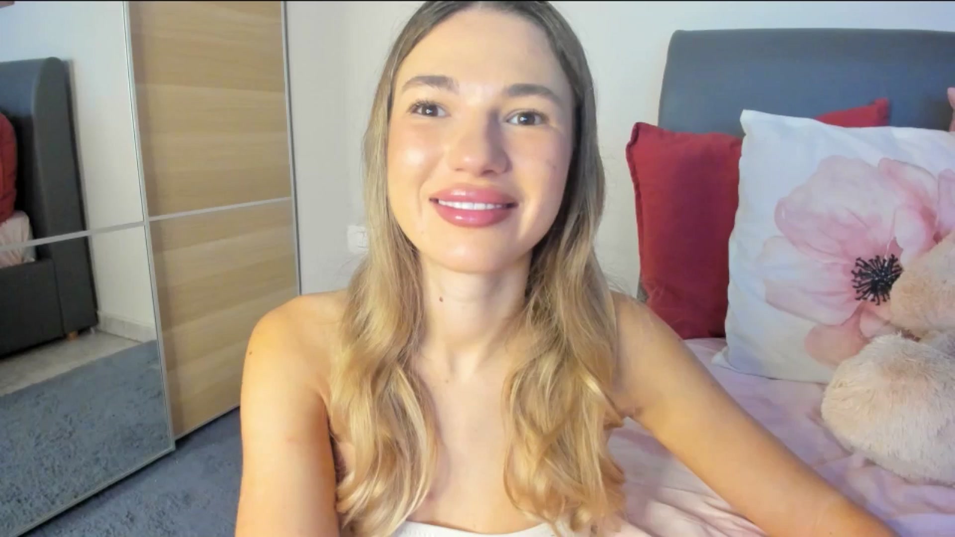 Gallery image thumbnail from Dariadely's myfreecams stream on, 11/22/2025, 08:22 image 19 of 20