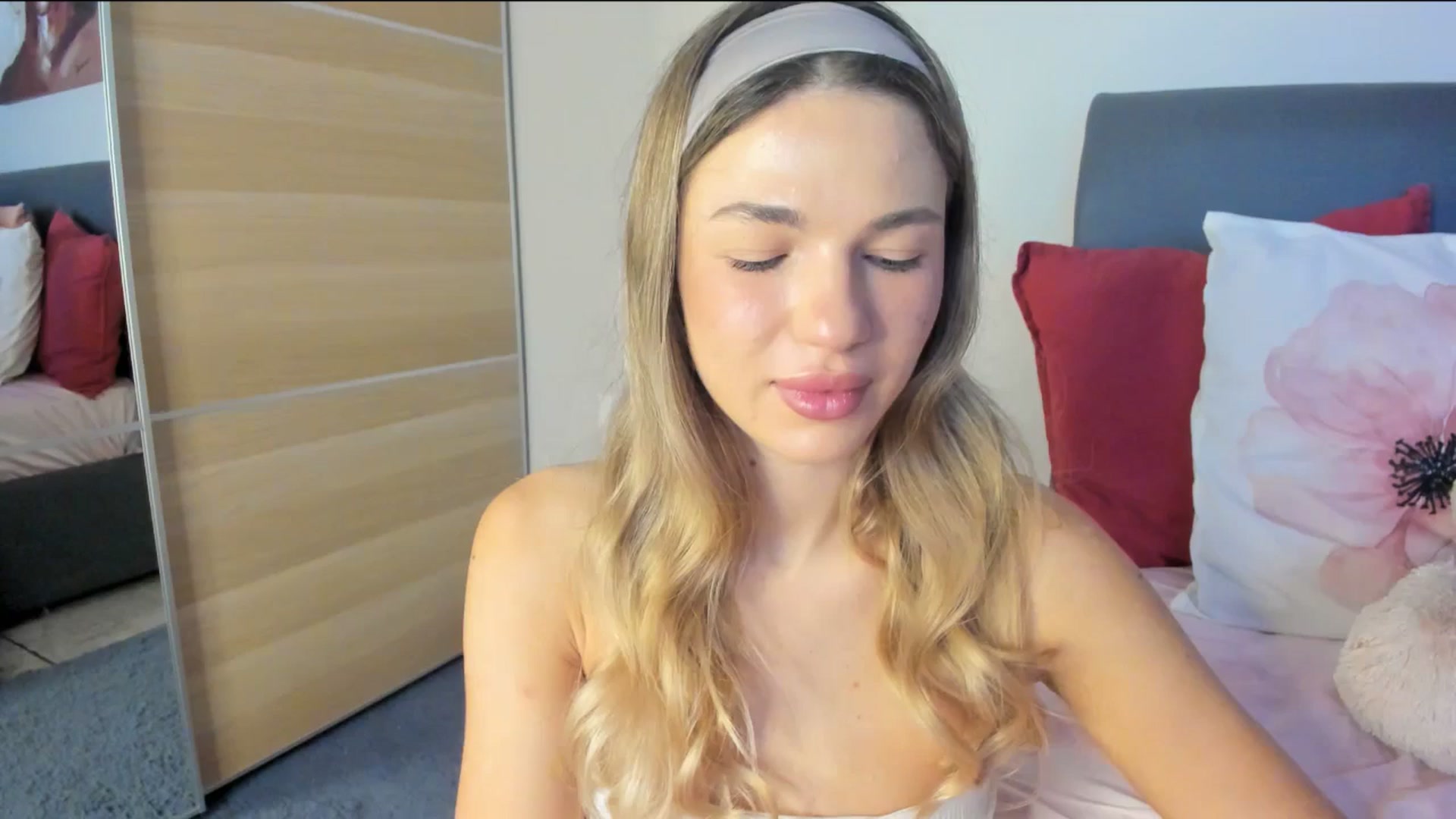 Gallery image thumbnail from Dariadely's myfreecams stream on, 11/22/2025, 09:03 image 17 of 20