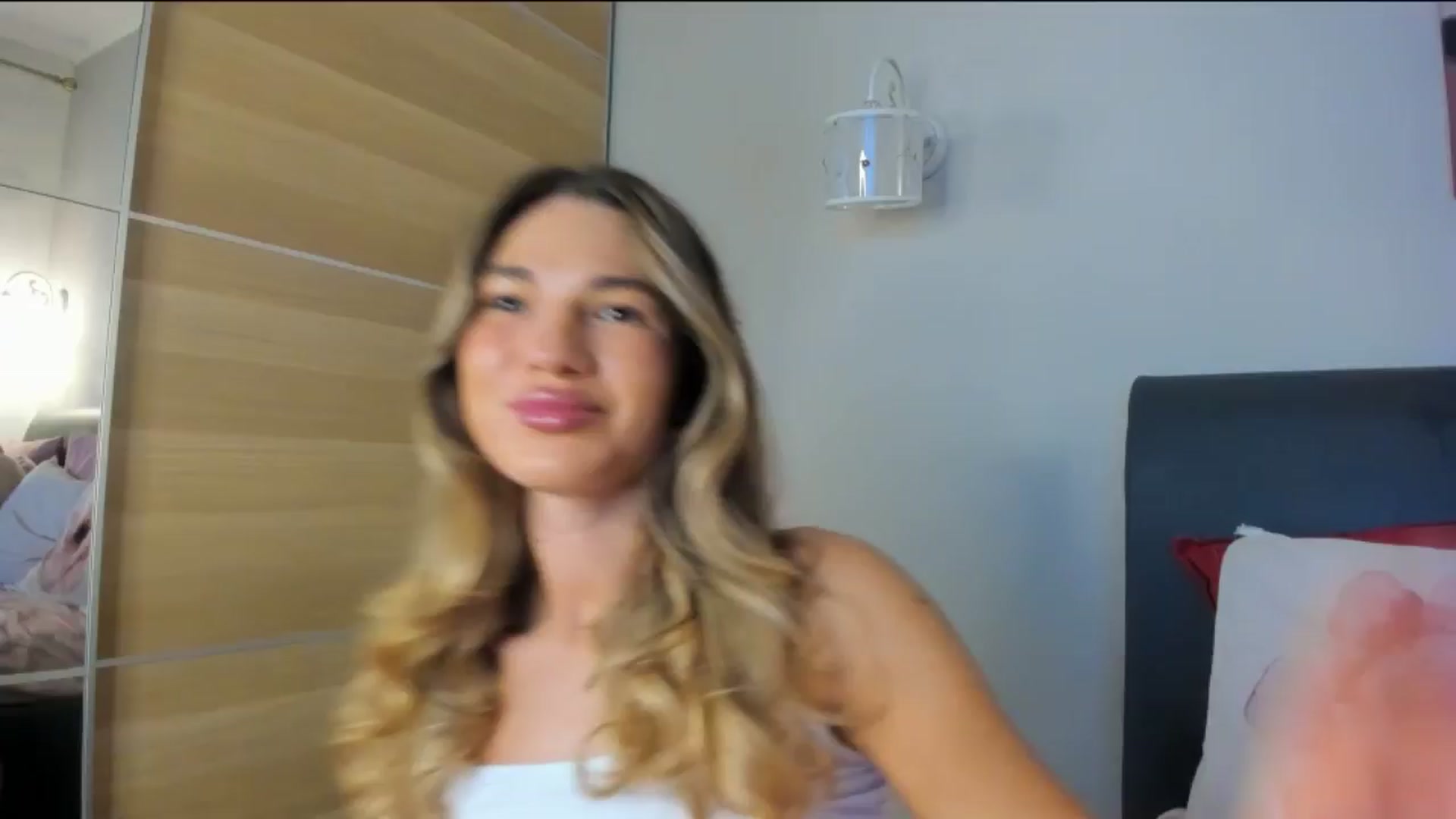 Gallery image thumbnail from Dariadely's myfreecams stream on, 11/27/2025, 18:33 image 16 of 20