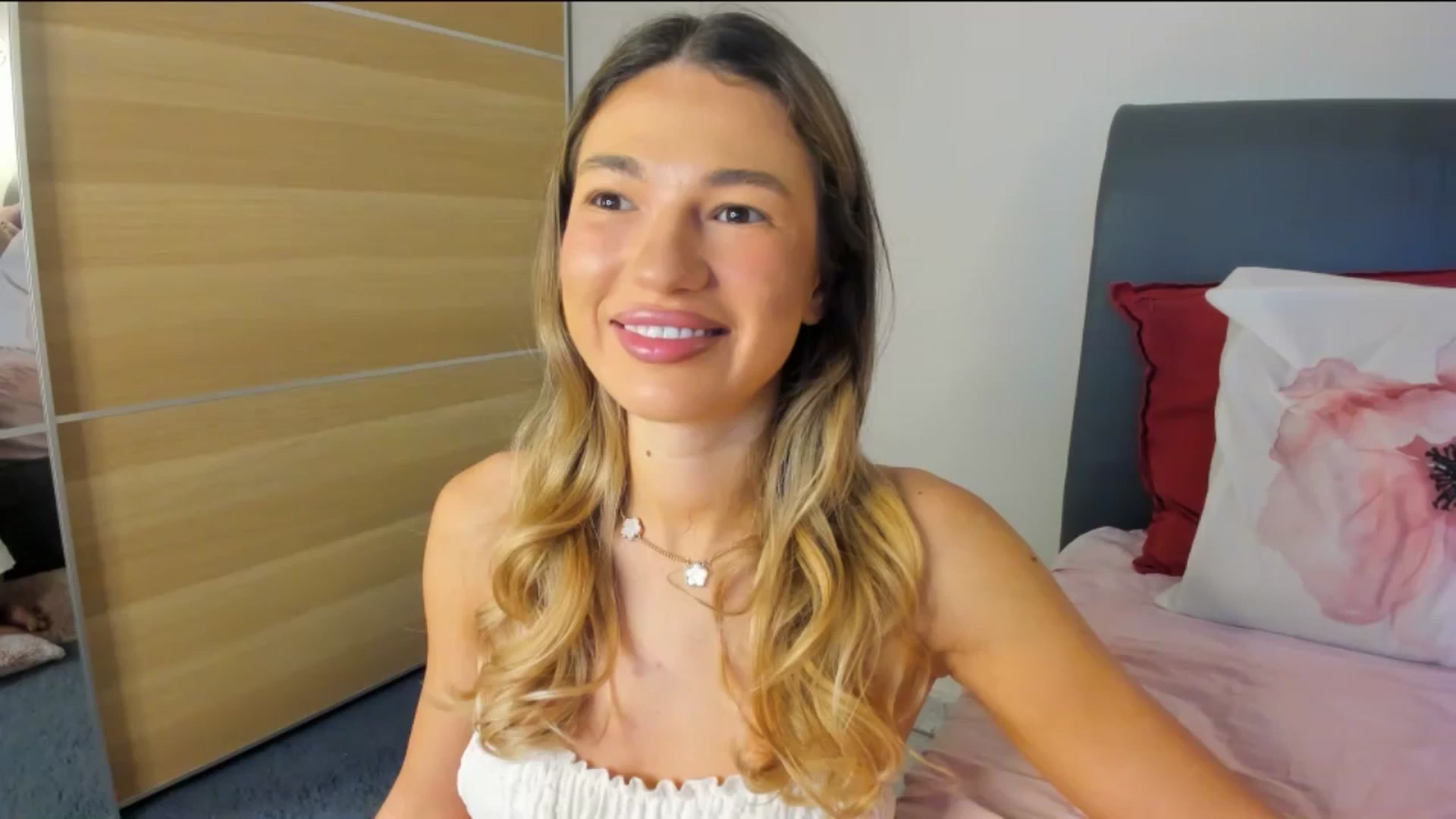 Gallery image thumbnail from Dariadely's myfreecams stream on, 11/29/2025, 09:14 image 3 of 20