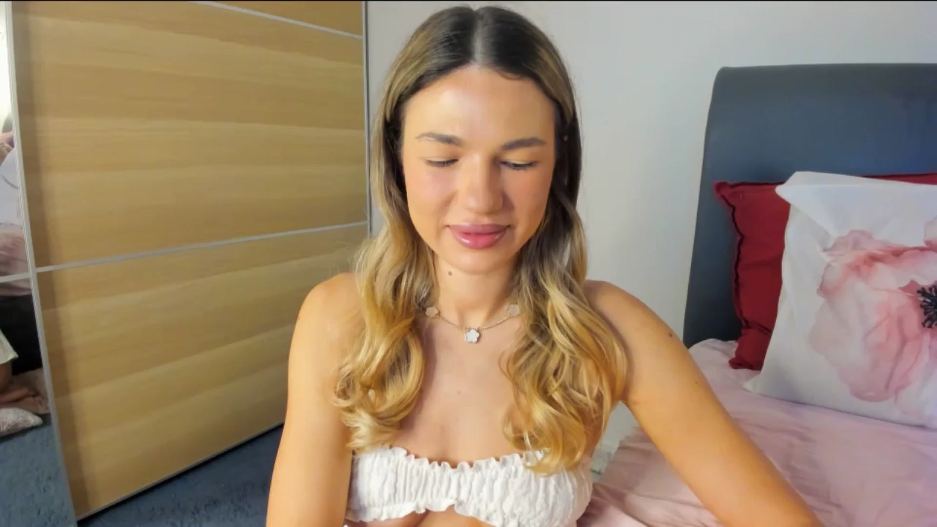 Gallery image thumbnail from Dariadely's myfreecams stream on, 11/29/2025, 09:14 image 1 of 20